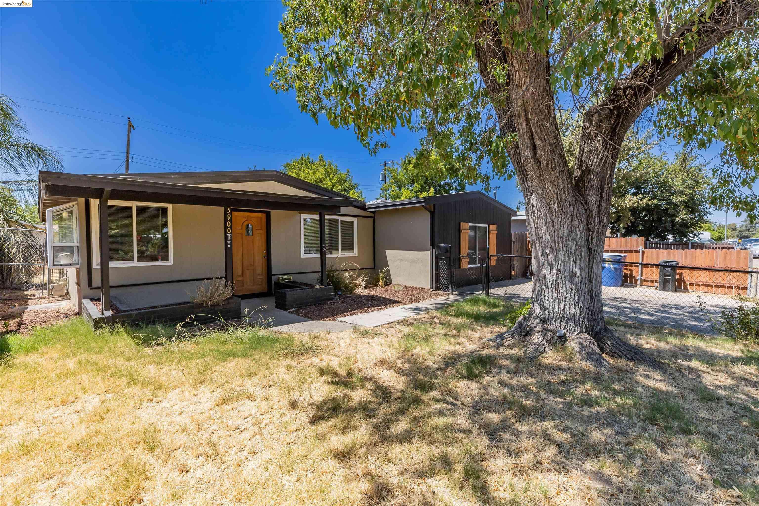 Sacramento, CA 95824,5900 Nina Way