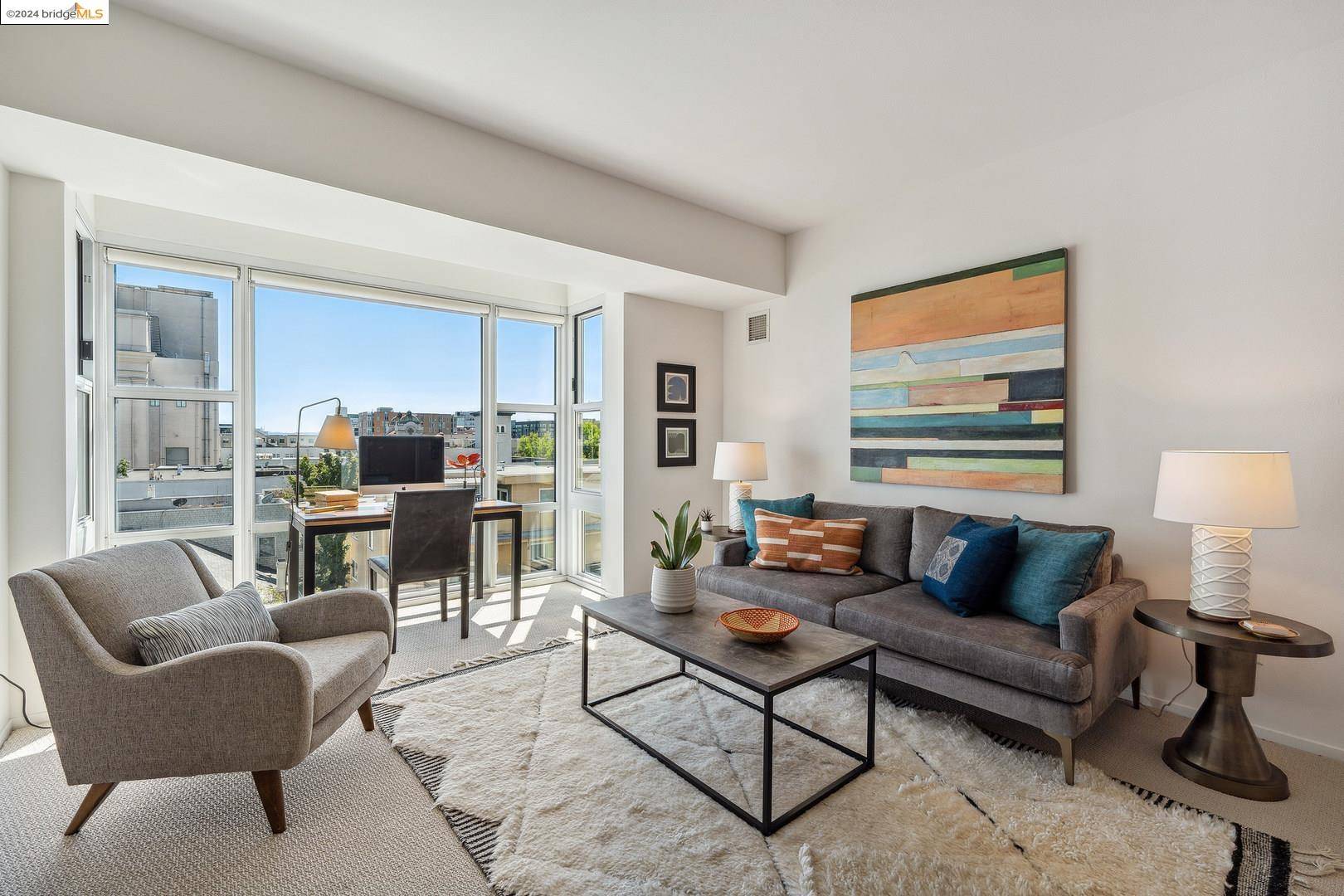 Oakland, CA 94612,1 Lakeside #614