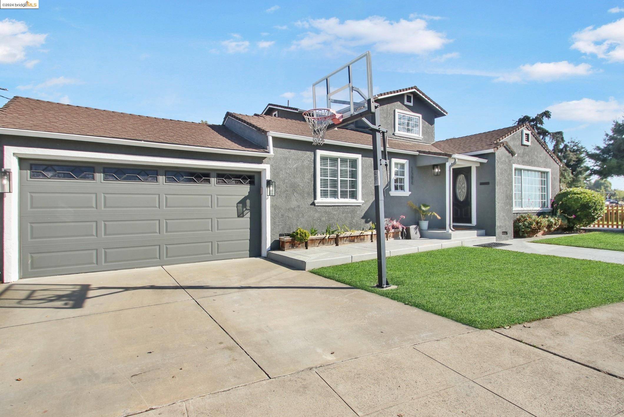 San Leandro, CA 94577,1594 Leonard Drive