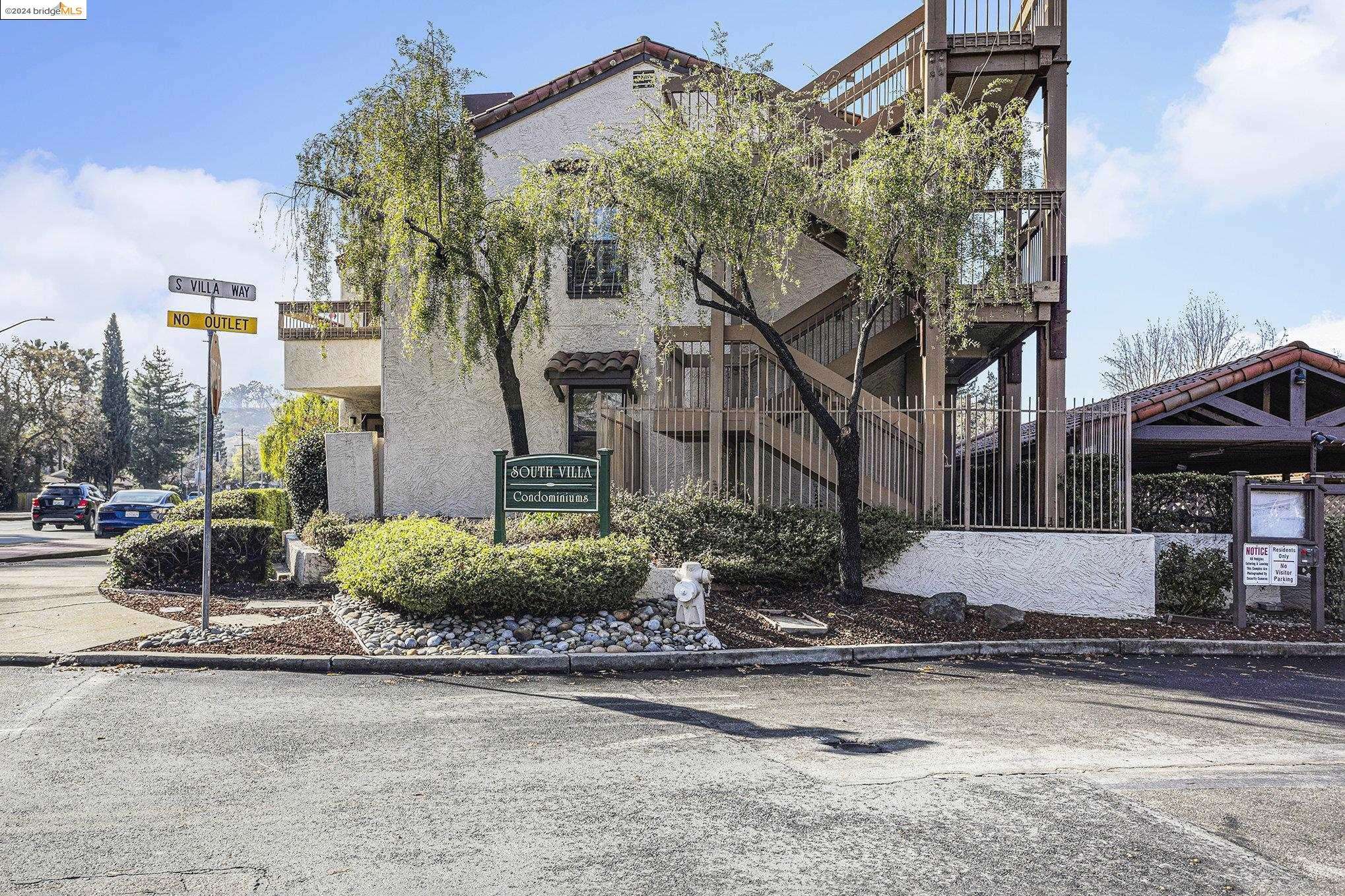 Walnut Creek, CA 94595,1122 S Villa Way