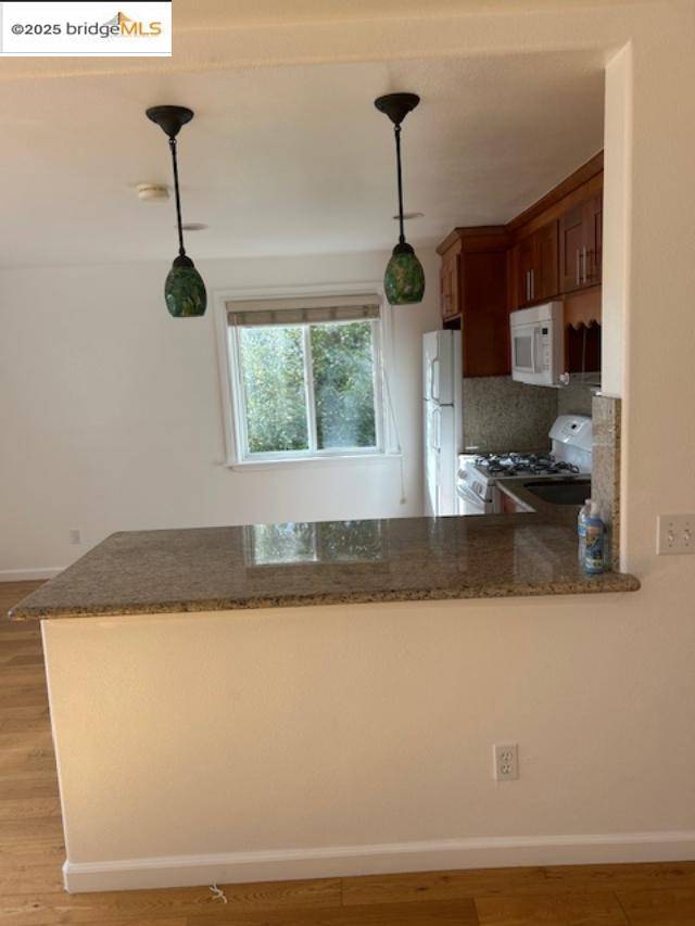 Piedmont, CA 94611,128 Moraga Ave #B