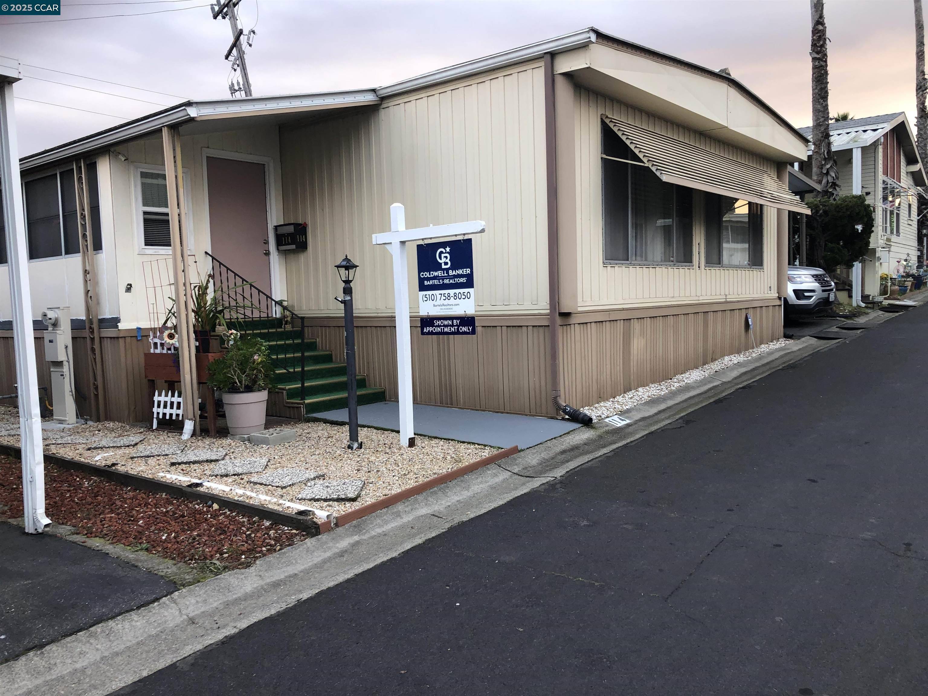 San Pablo, CA 94806,16401 San Pablo Ave #114