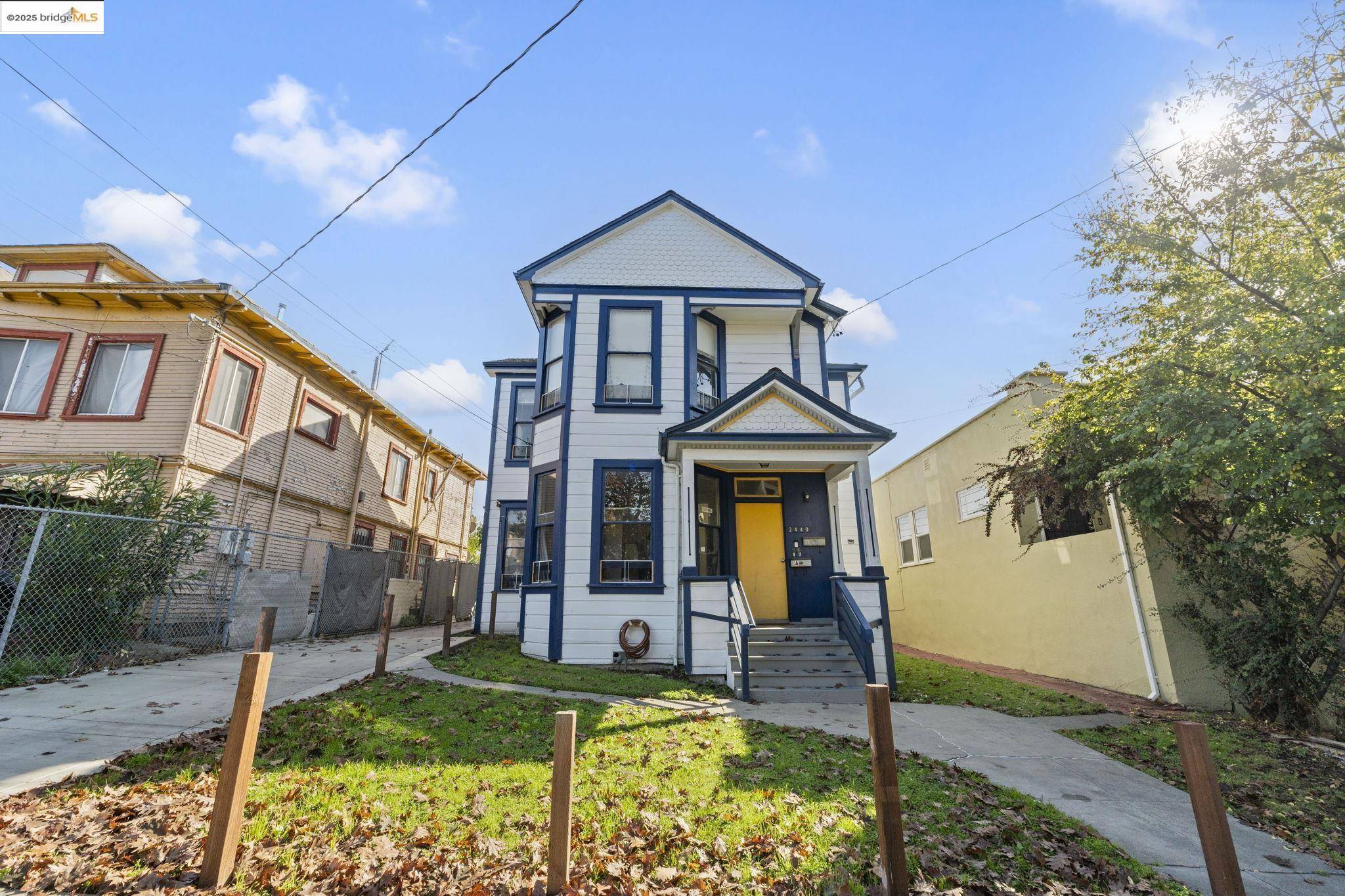 Oakland, CA 94606,2440 12Th Ave