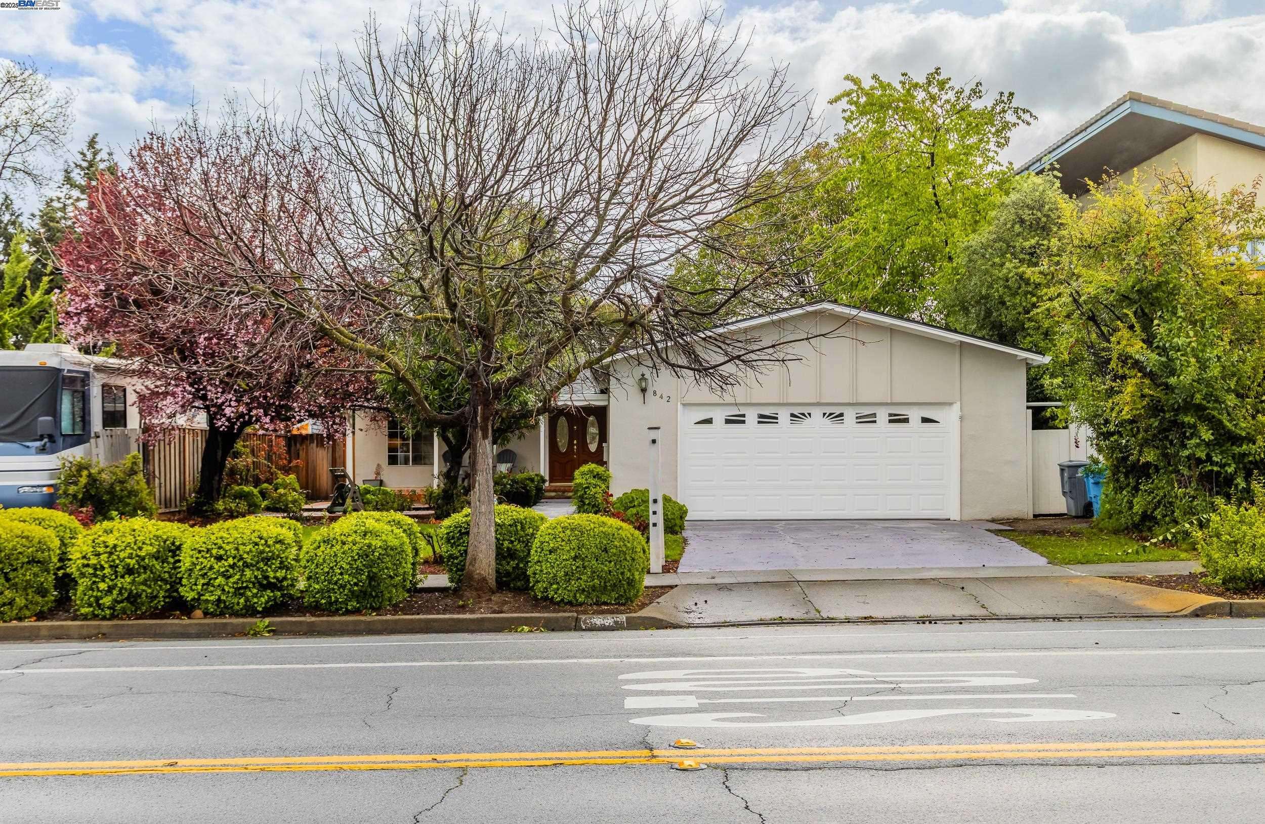 Cupertino, CA 95014,842 S Blaney Ave