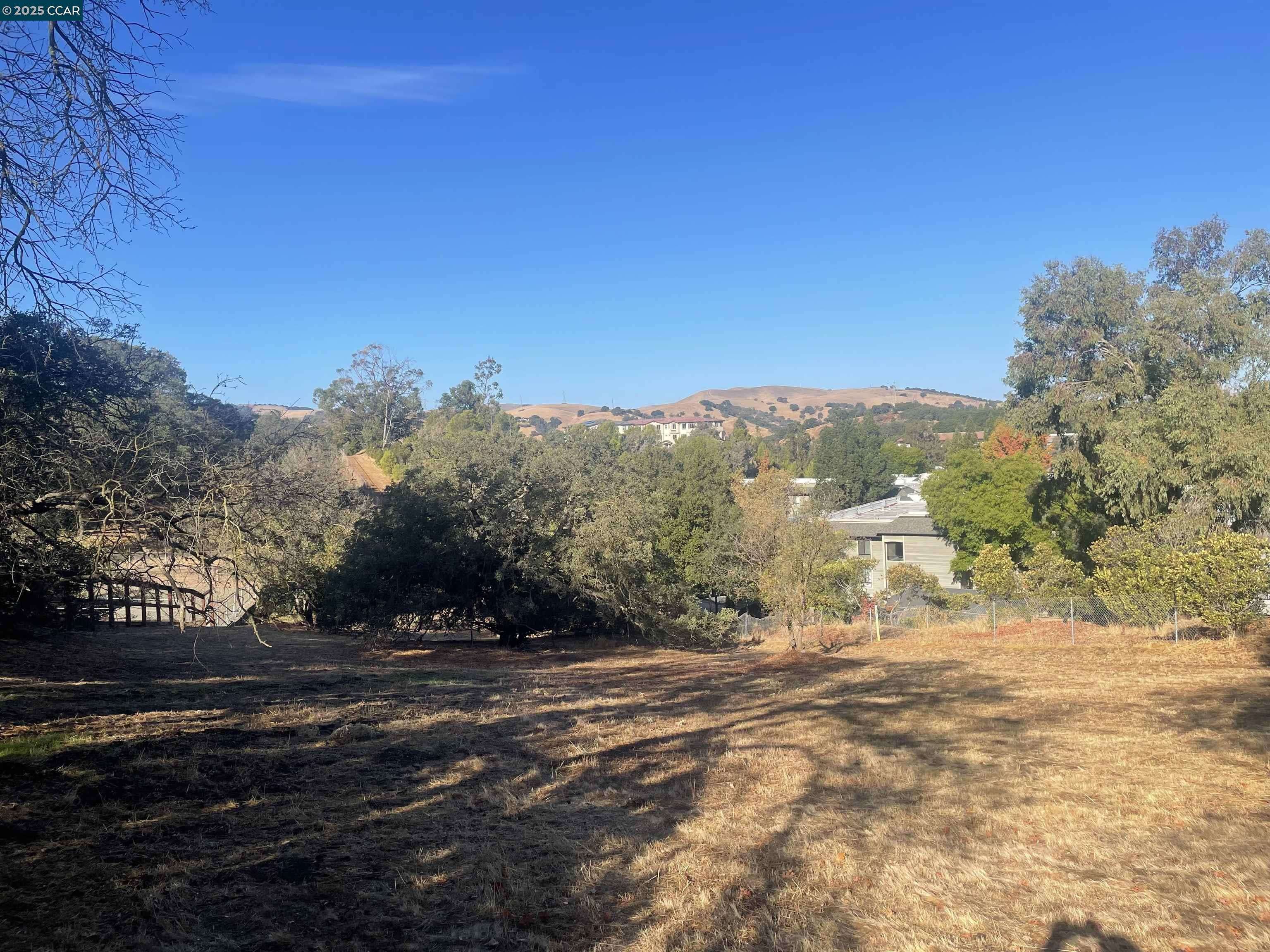 Martinez, CA 94553,35 Hilltop Rd