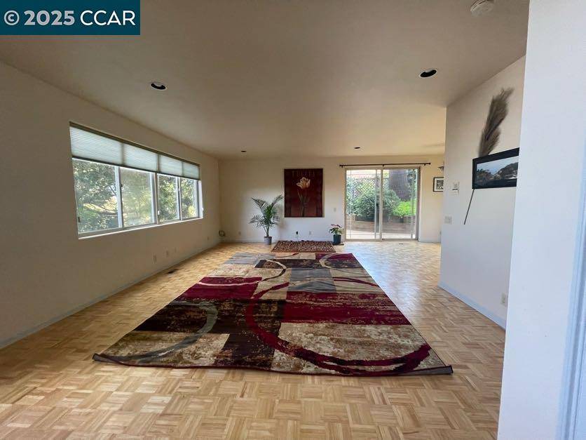 Richmond, CA 94801,221 Clarence St