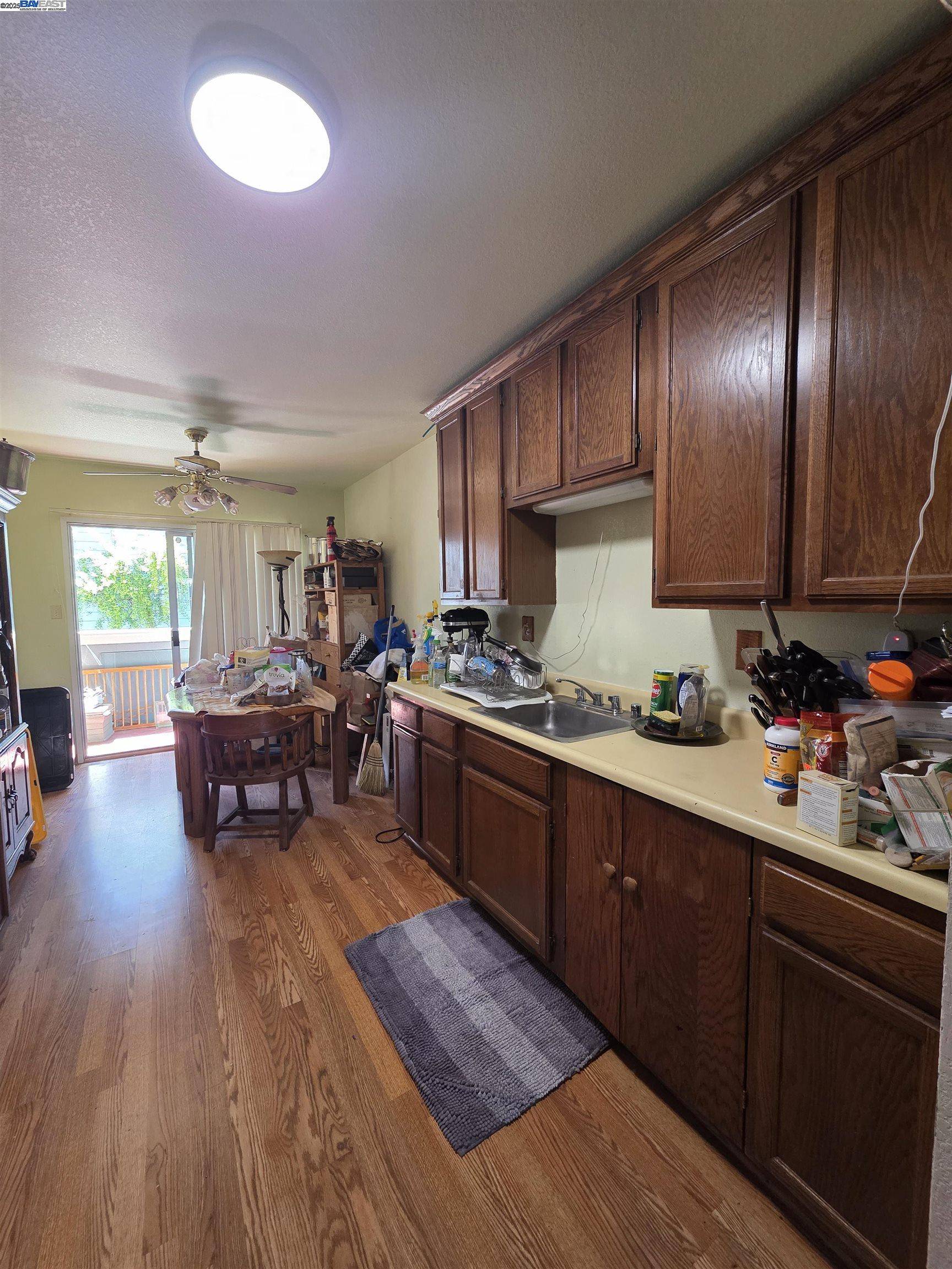 South San Francisco, CA 94080,44 Oak Avenue