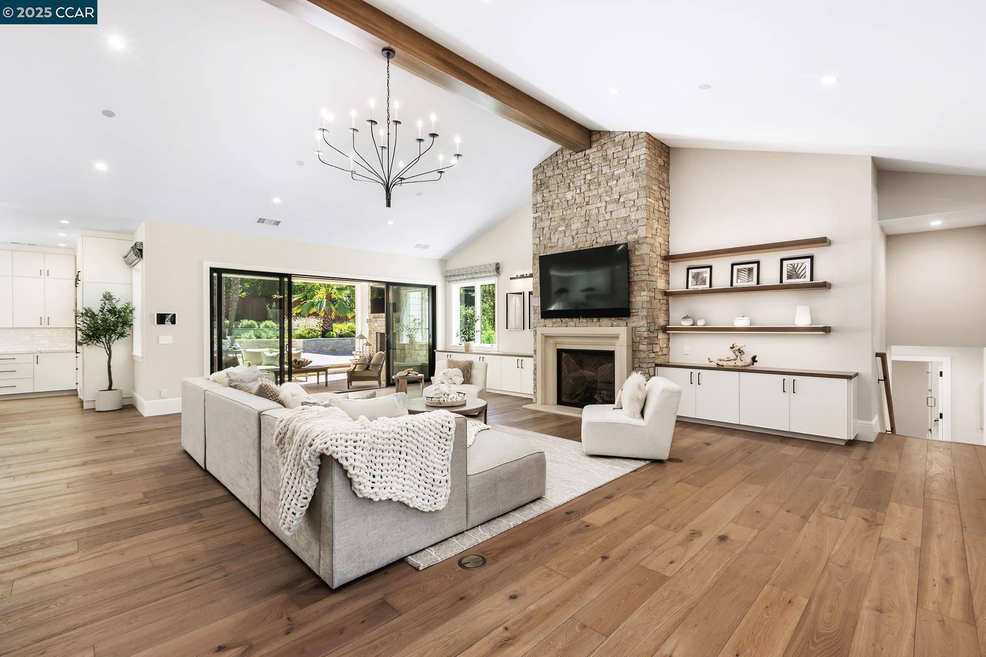 Alamo, CA 94507,2488 Roundhill Dr