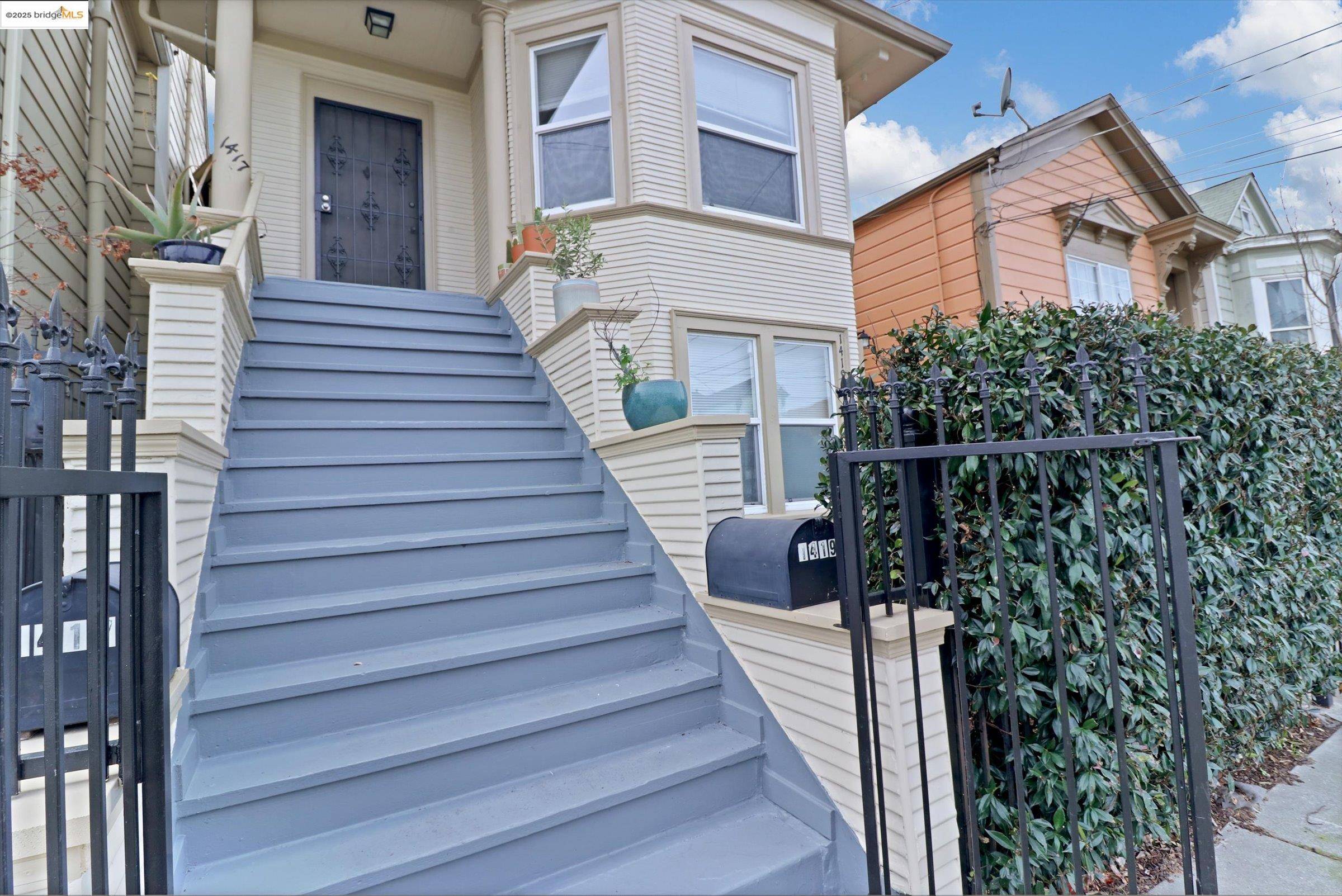 Oakland, CA 94605,1417 15th