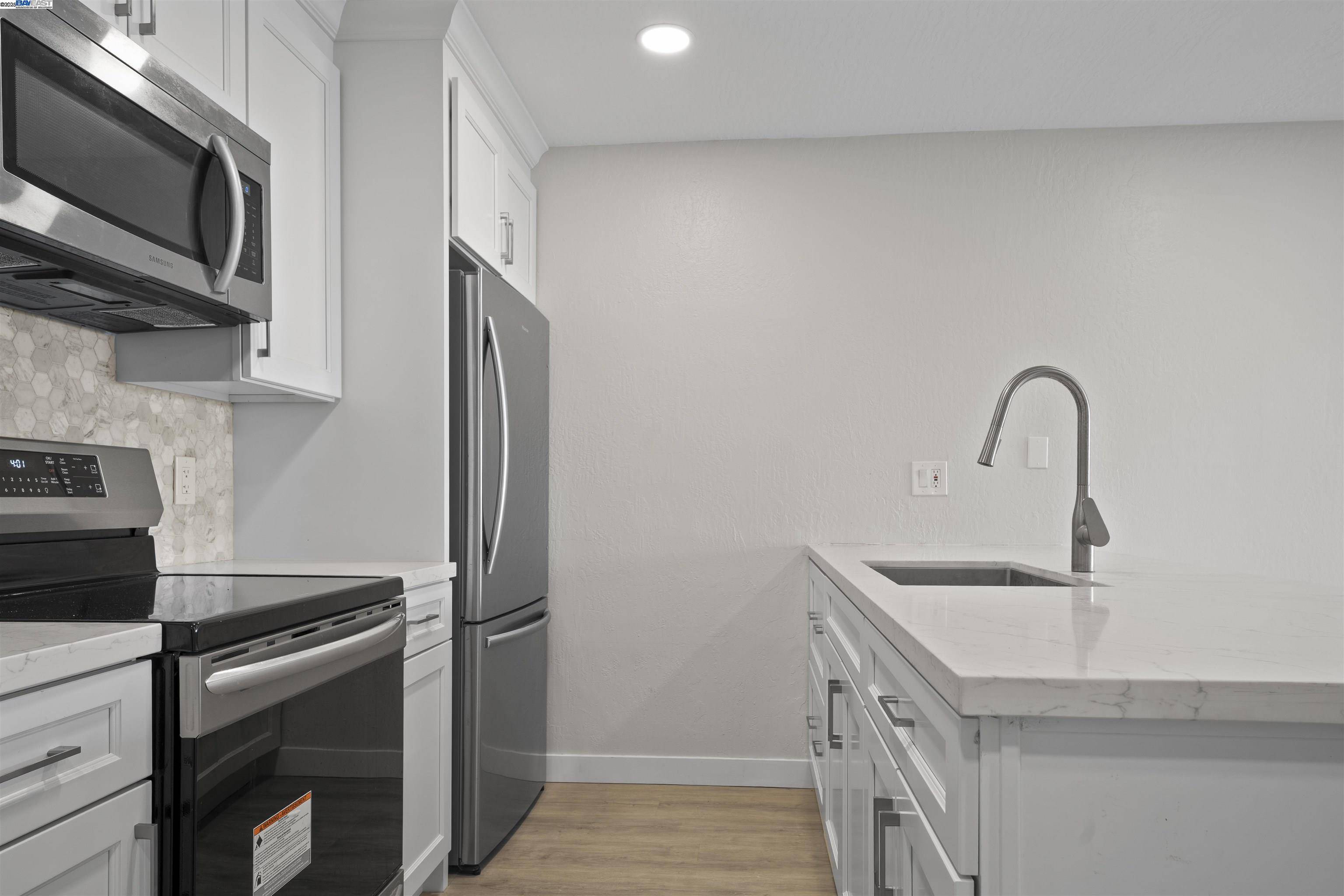 Livermore, CA 94550,1085 Murrieta Blvd #305