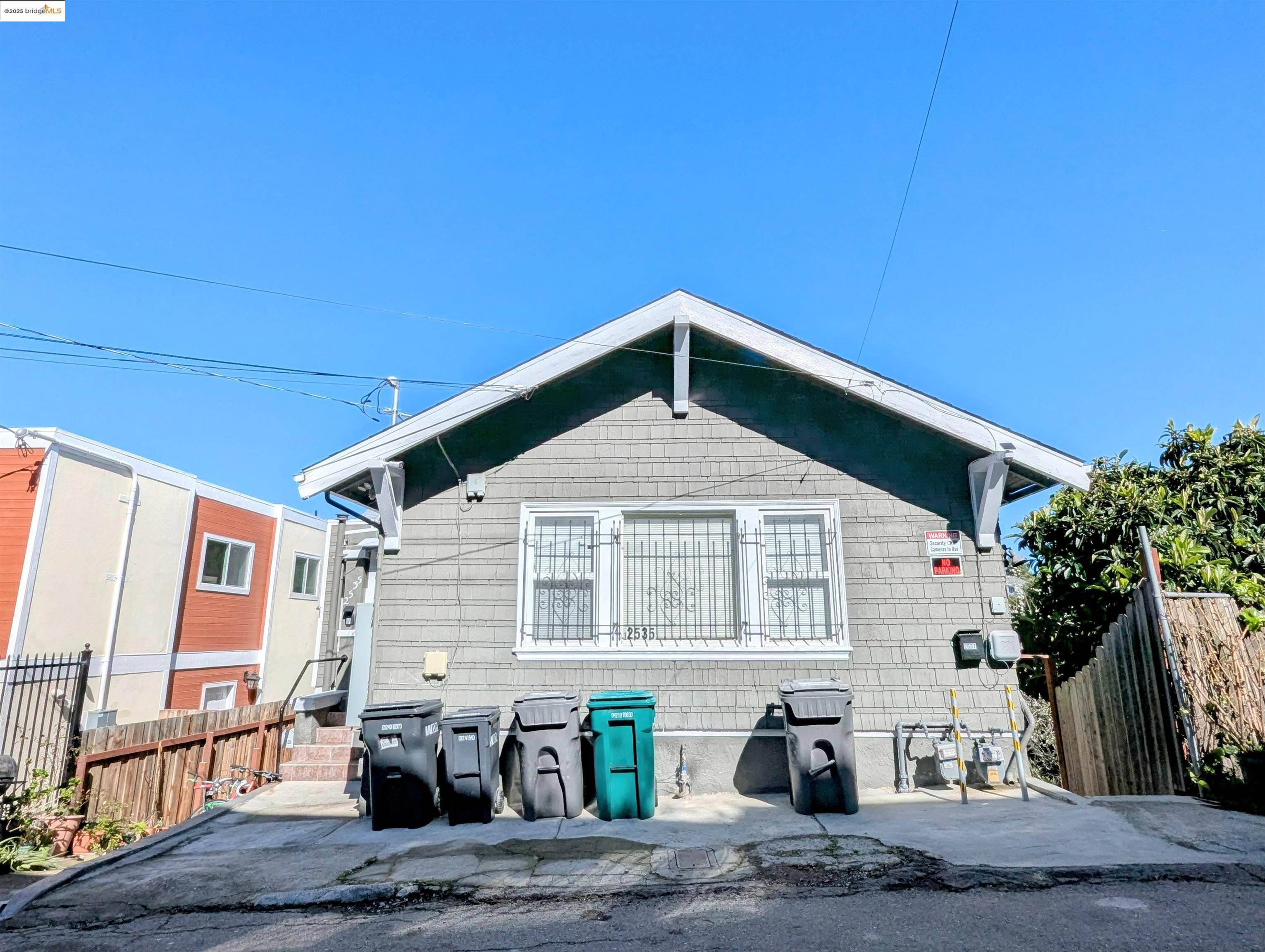 Oakland, CA 94606,2535 Wallace Street