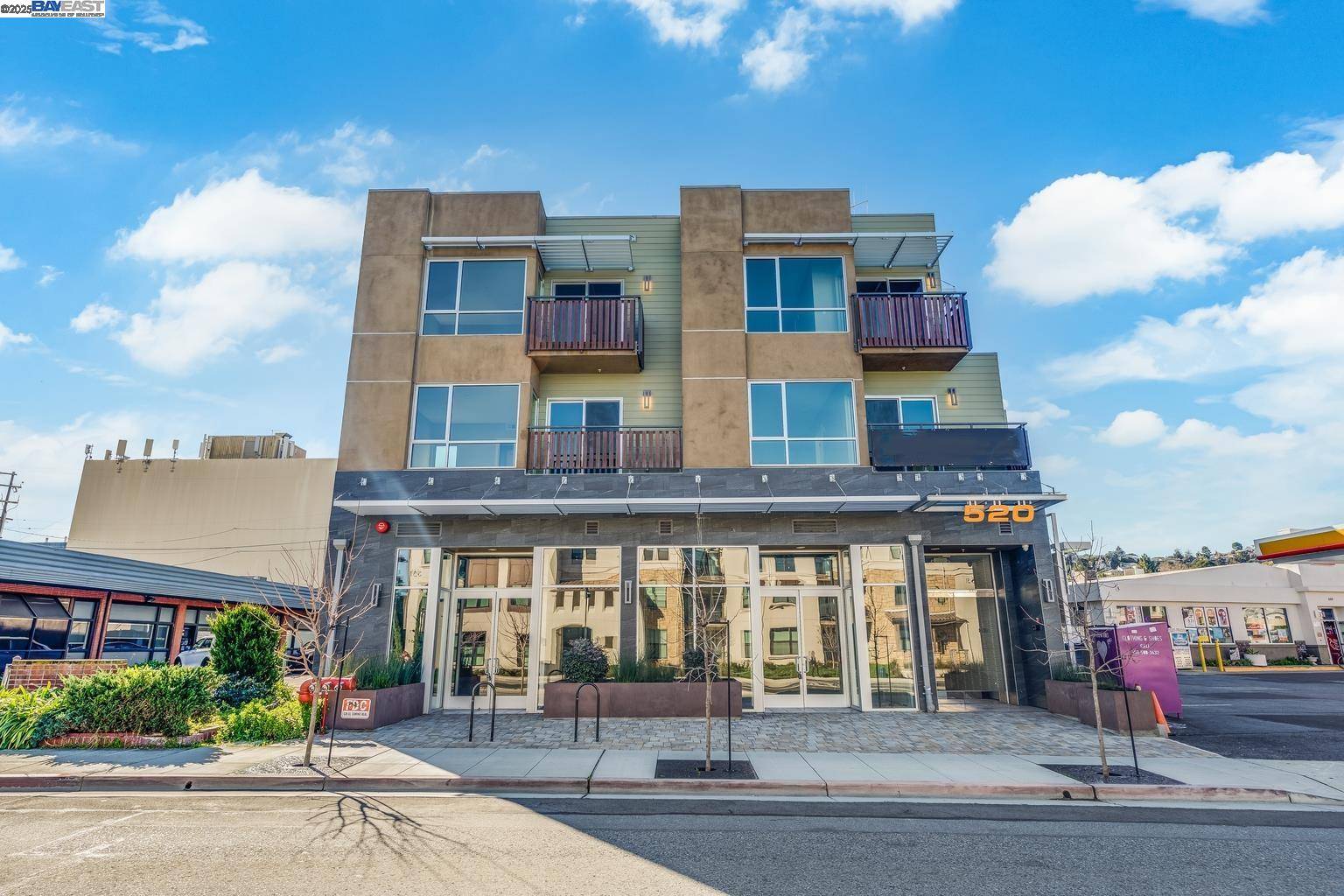San Carlos, CA 94070,520 El Camino Real #201
