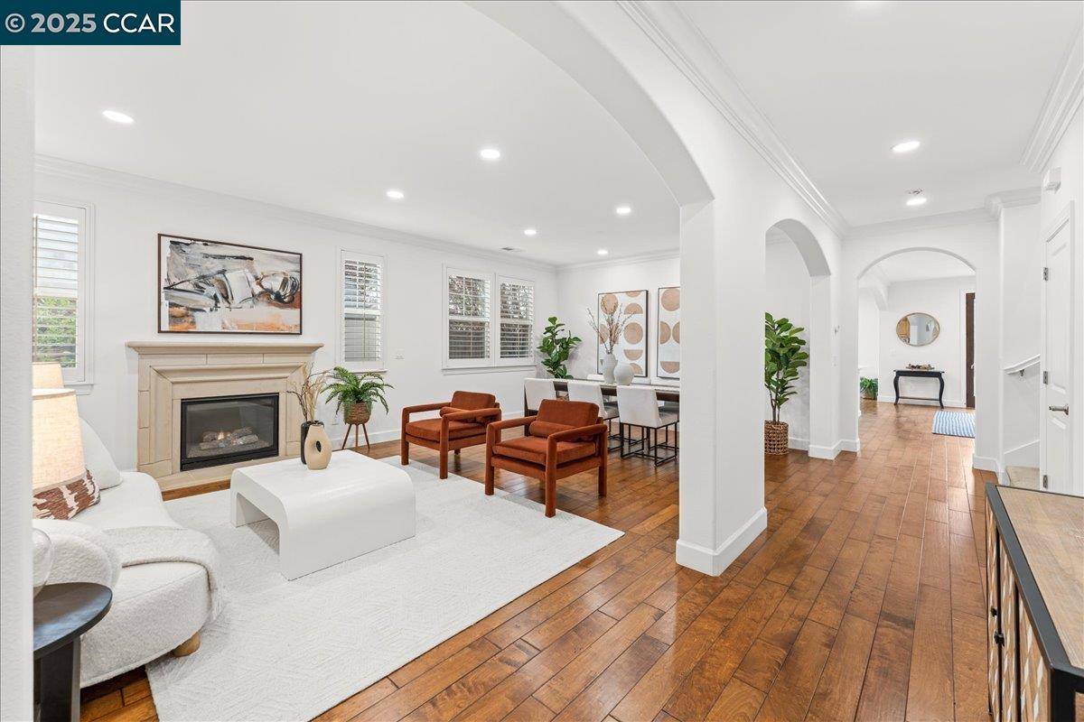 Cupertino, CA 95014,6783 Clifford Dr
