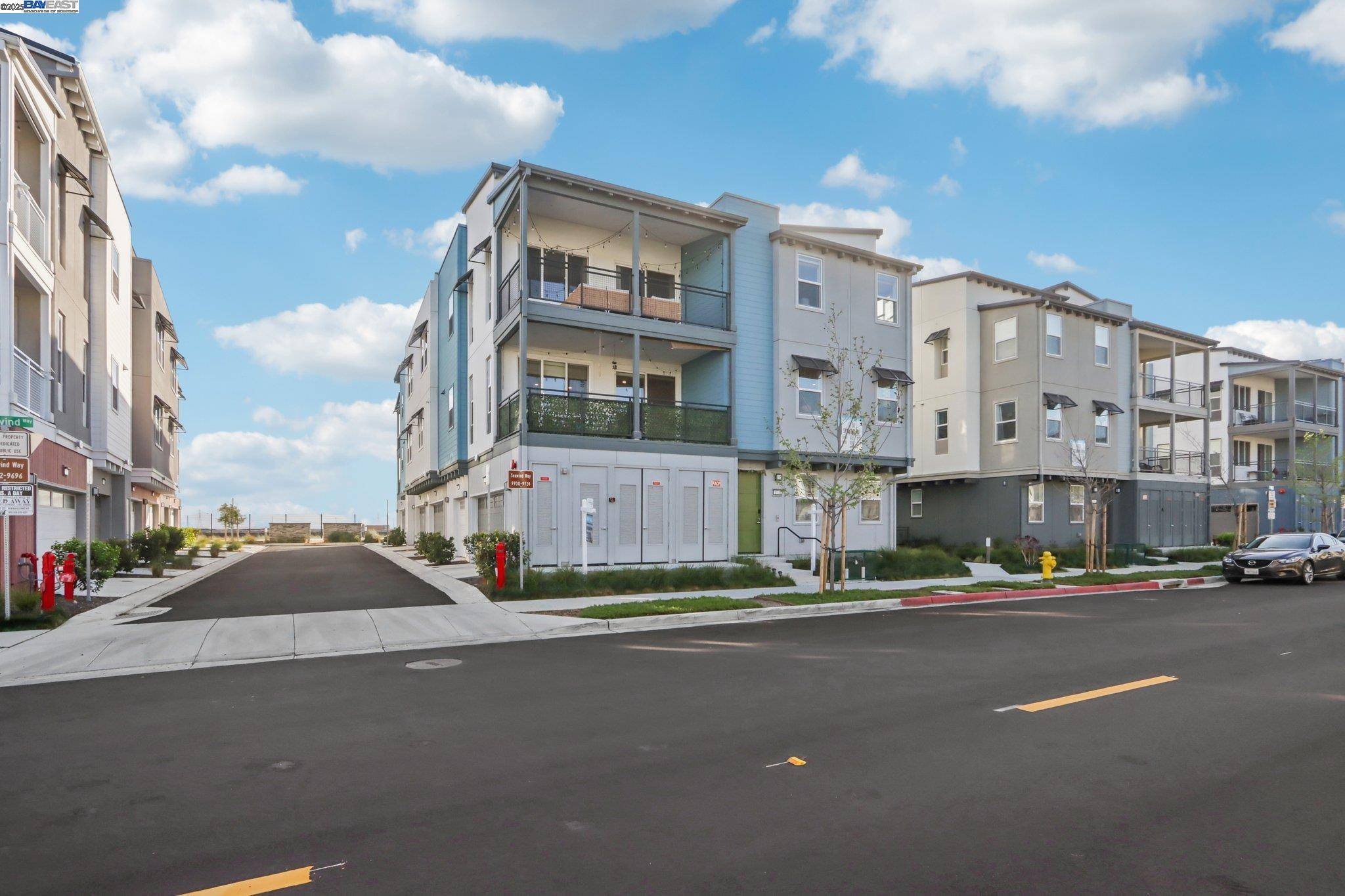 Newark, CA 94560,9704 Seawind Way