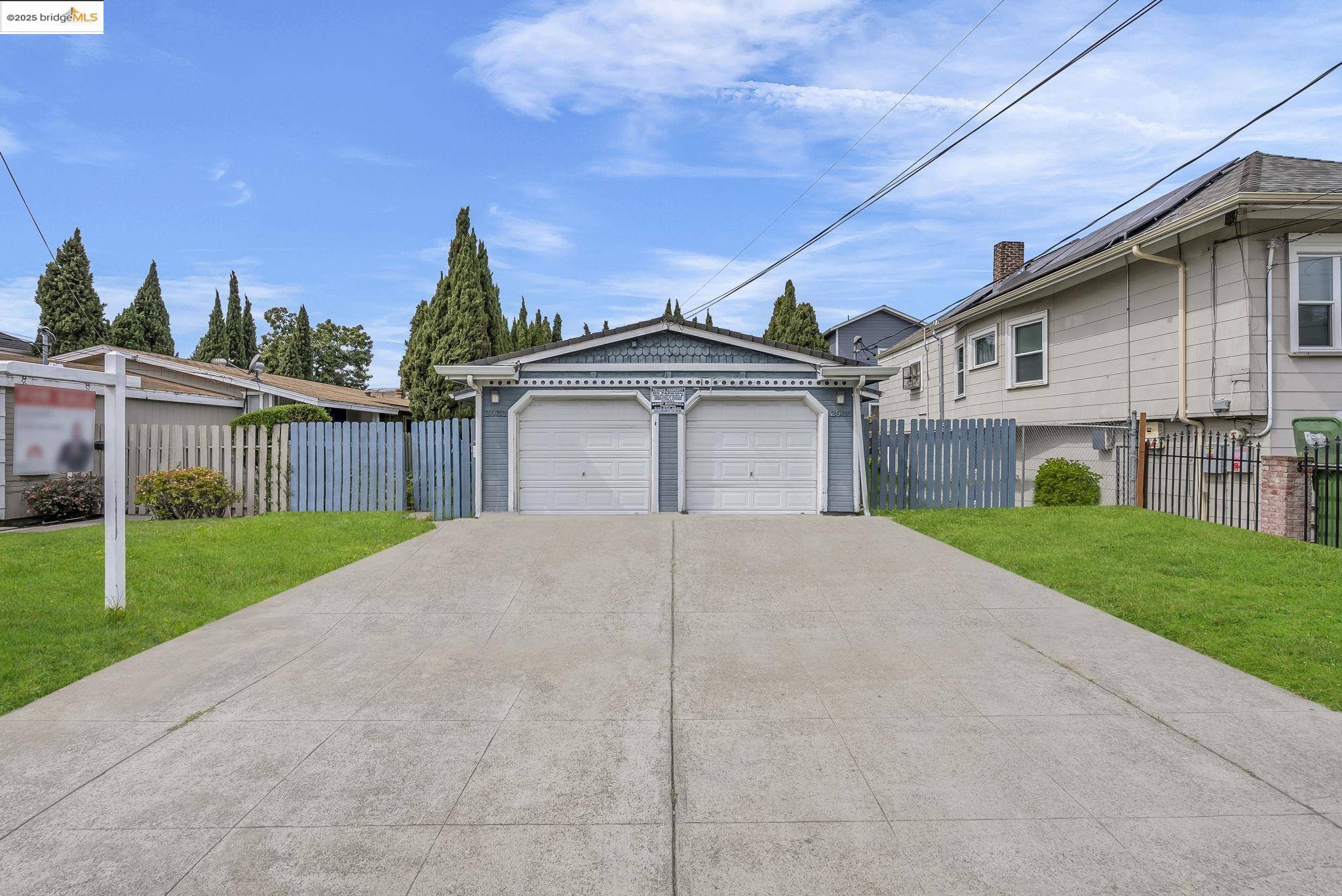 Oakland, CA 94608,2933 Filbert