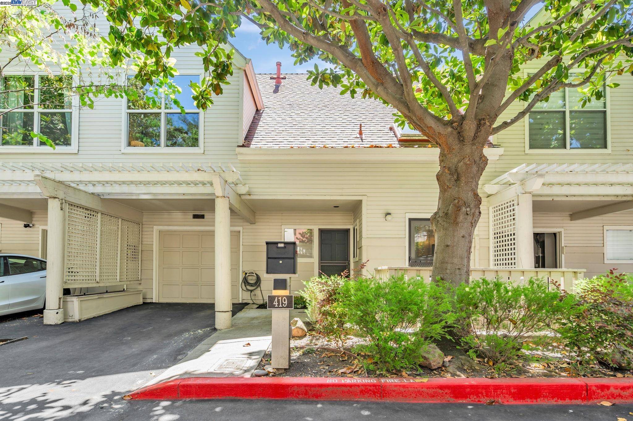 Mountain View, CA 94043,419 Saint Emilion Ct