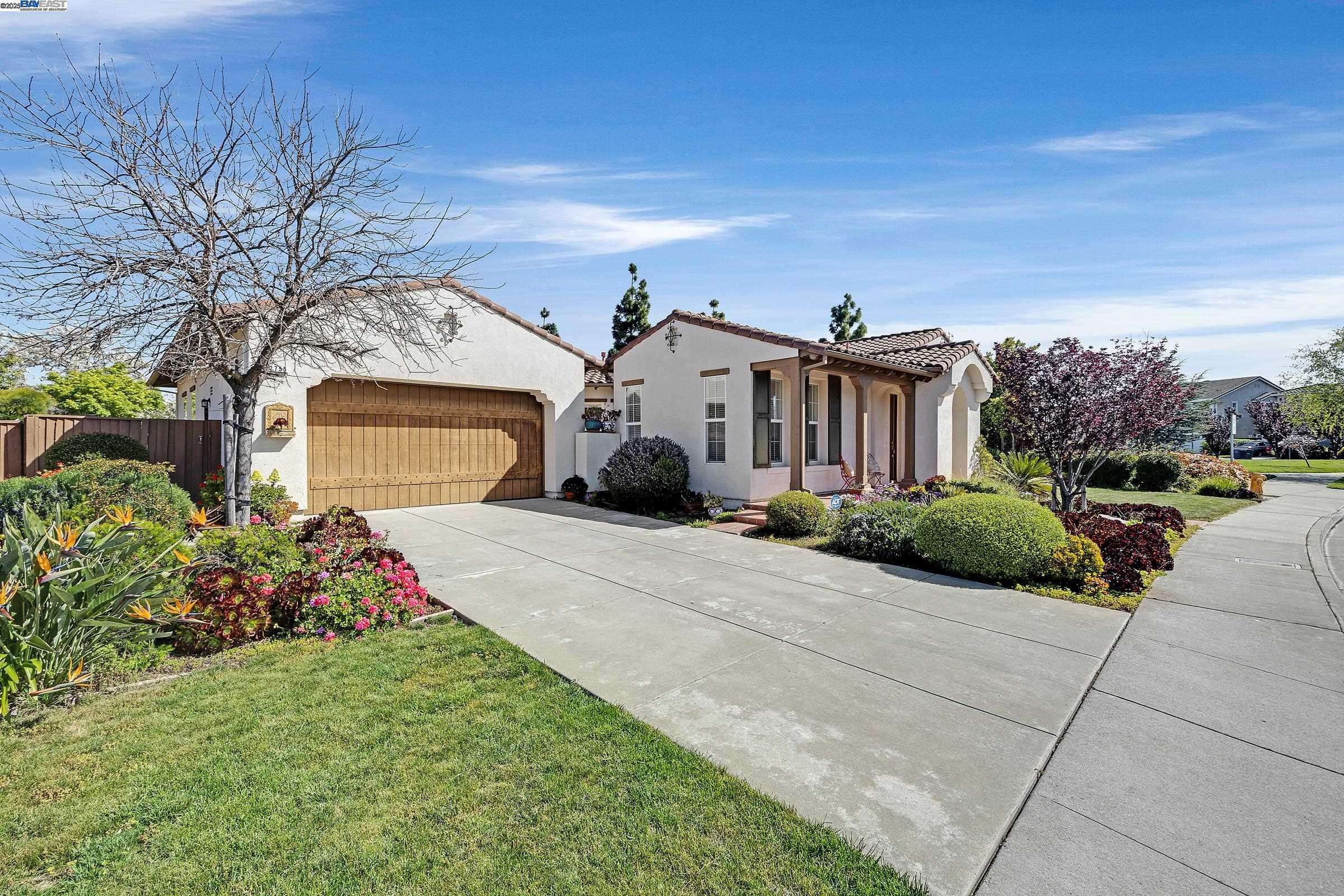 Hayward, CA 94545,2755 Breaker Ln