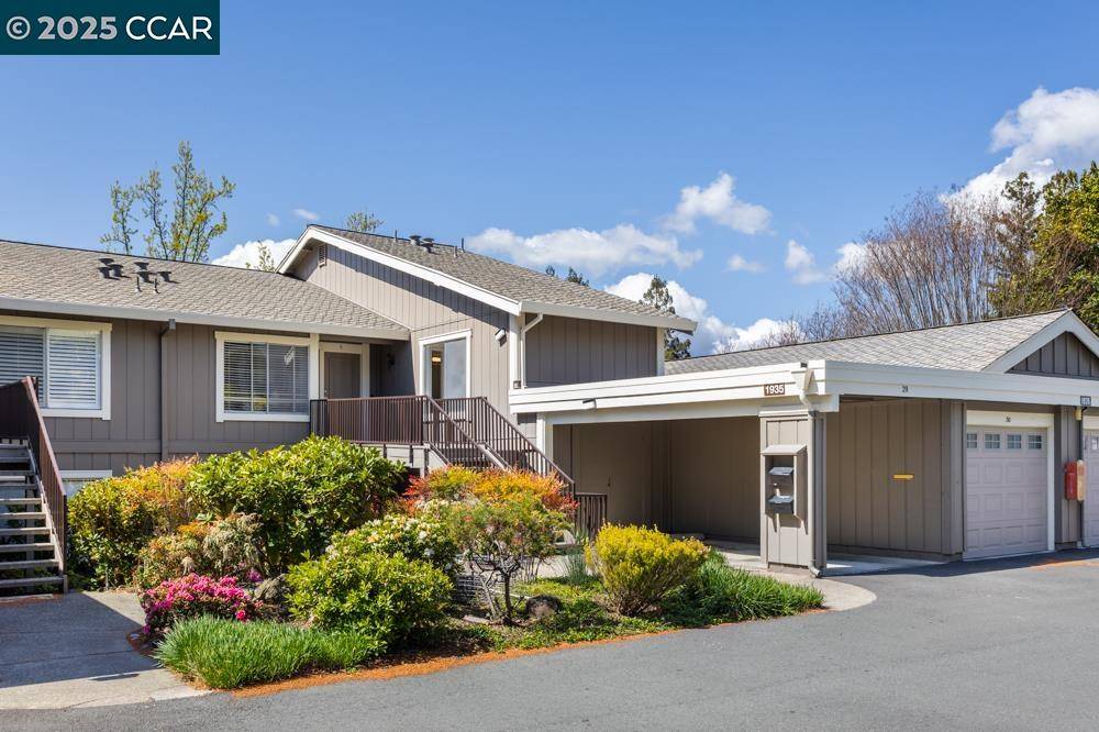 Walnut Creek, CA 94595,1935 Cactus Ct #5
