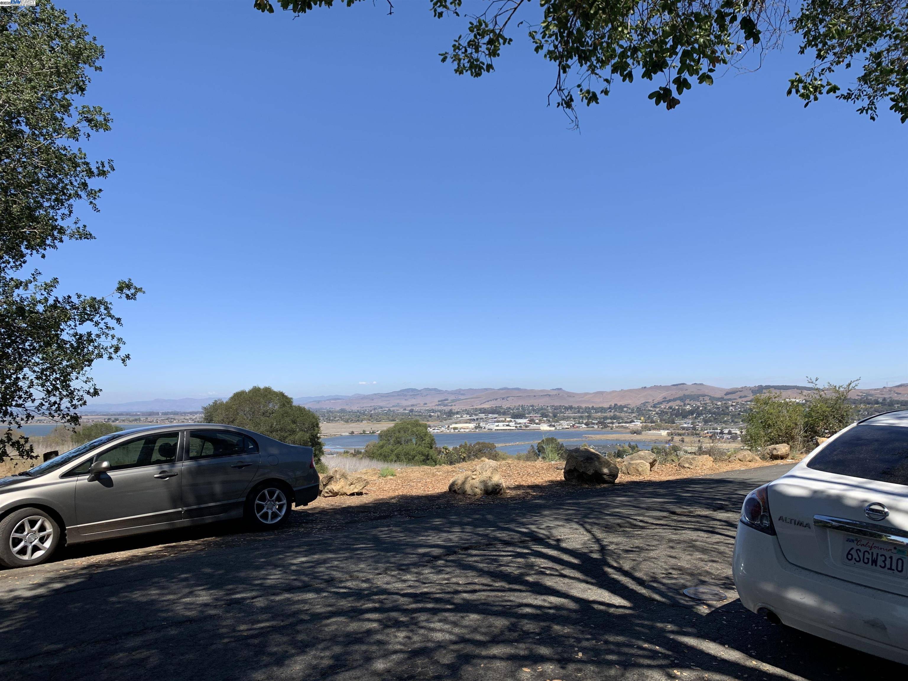 Vallejo, CA 94590,25 Burnham st