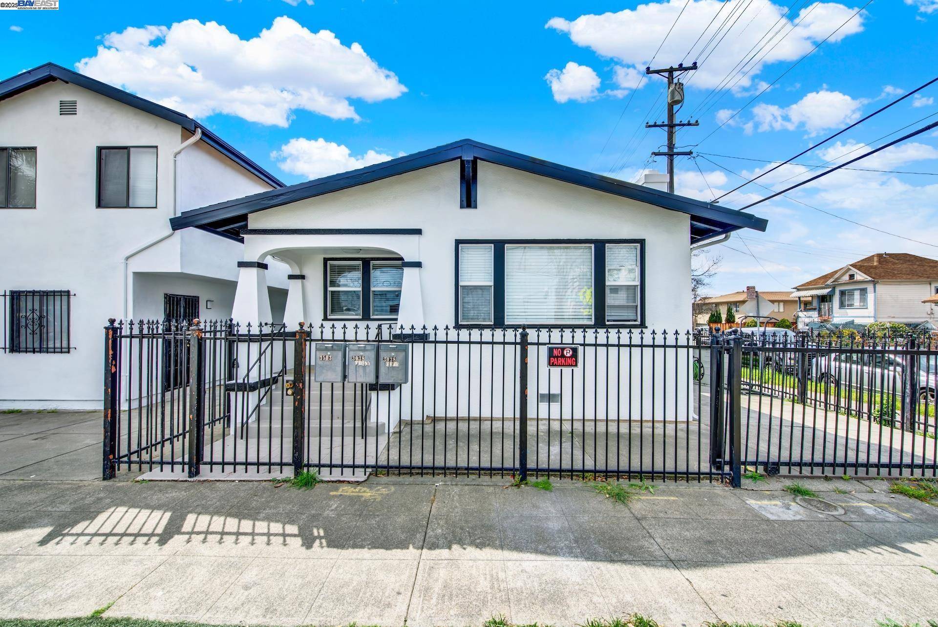 Oakland, CA 94619,3038 35Th Ave