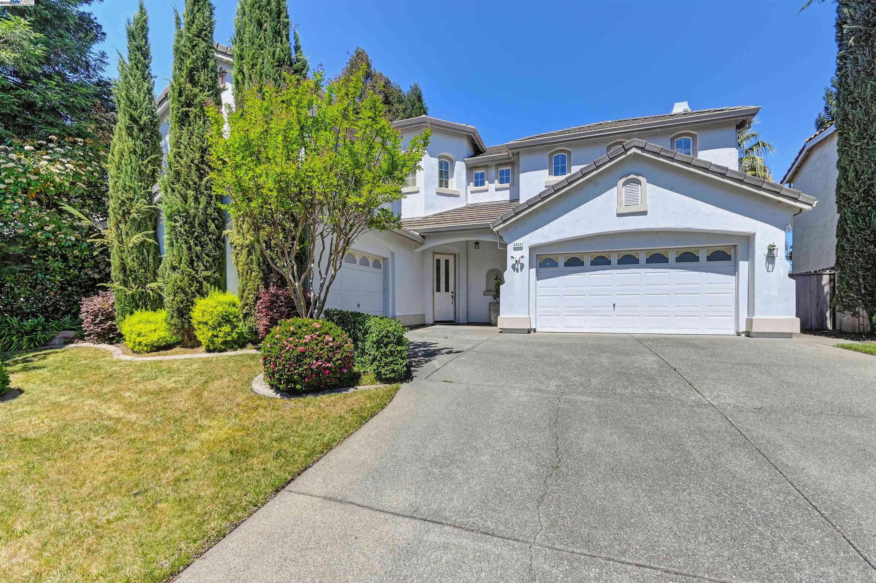 Roseville, CA 95747,9333 Moondancer