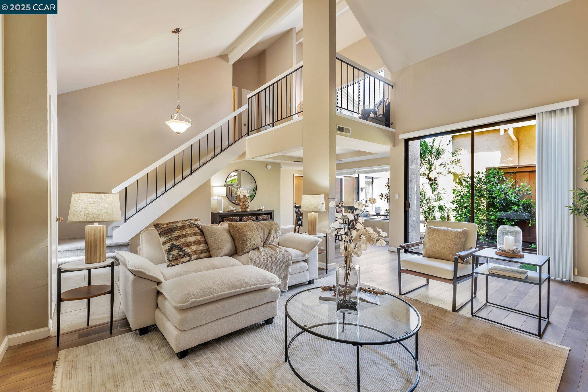 Walnut Creek, CA 94598,102 Northcreek Cir