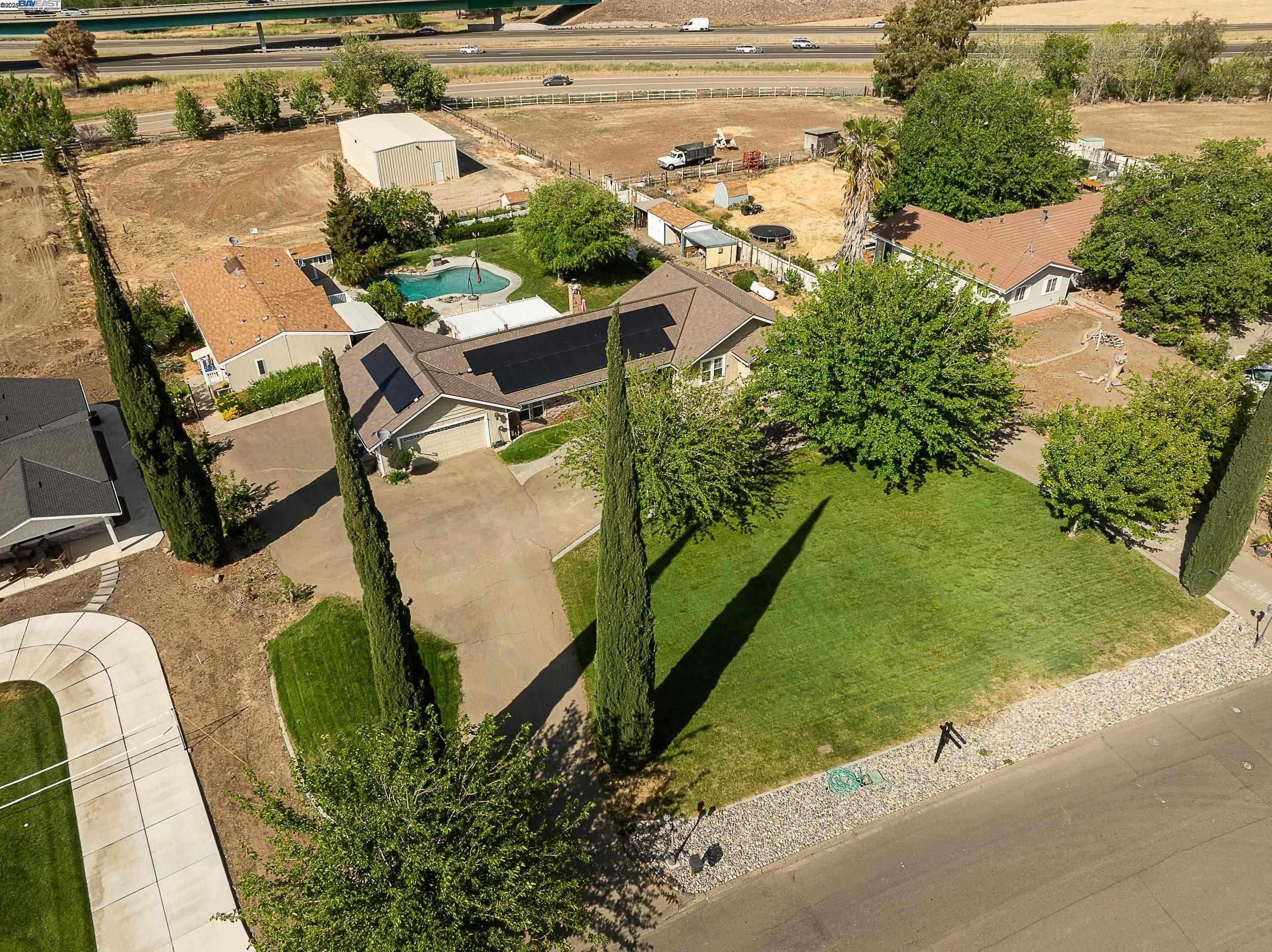 Tracy, CA 95377,7737 Stearman Rd
