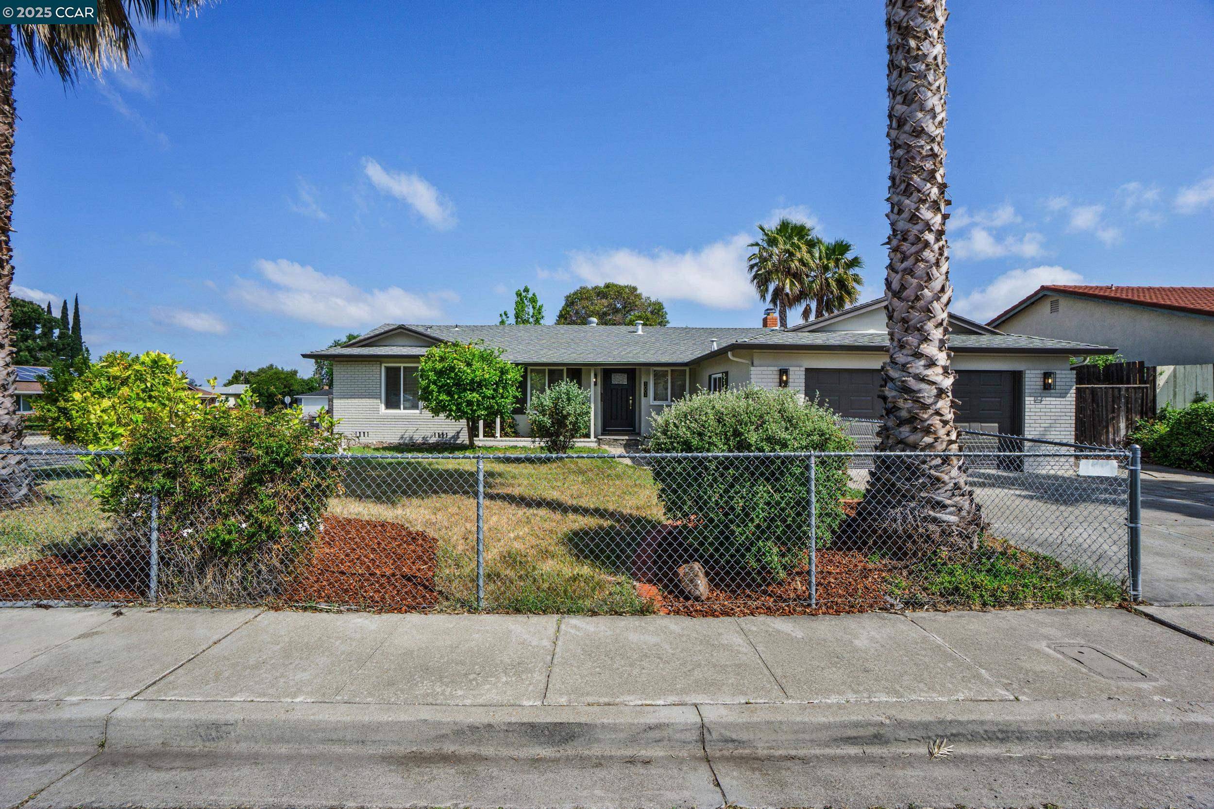 Pittsburg, CA 94565,1001 Steven Dr
