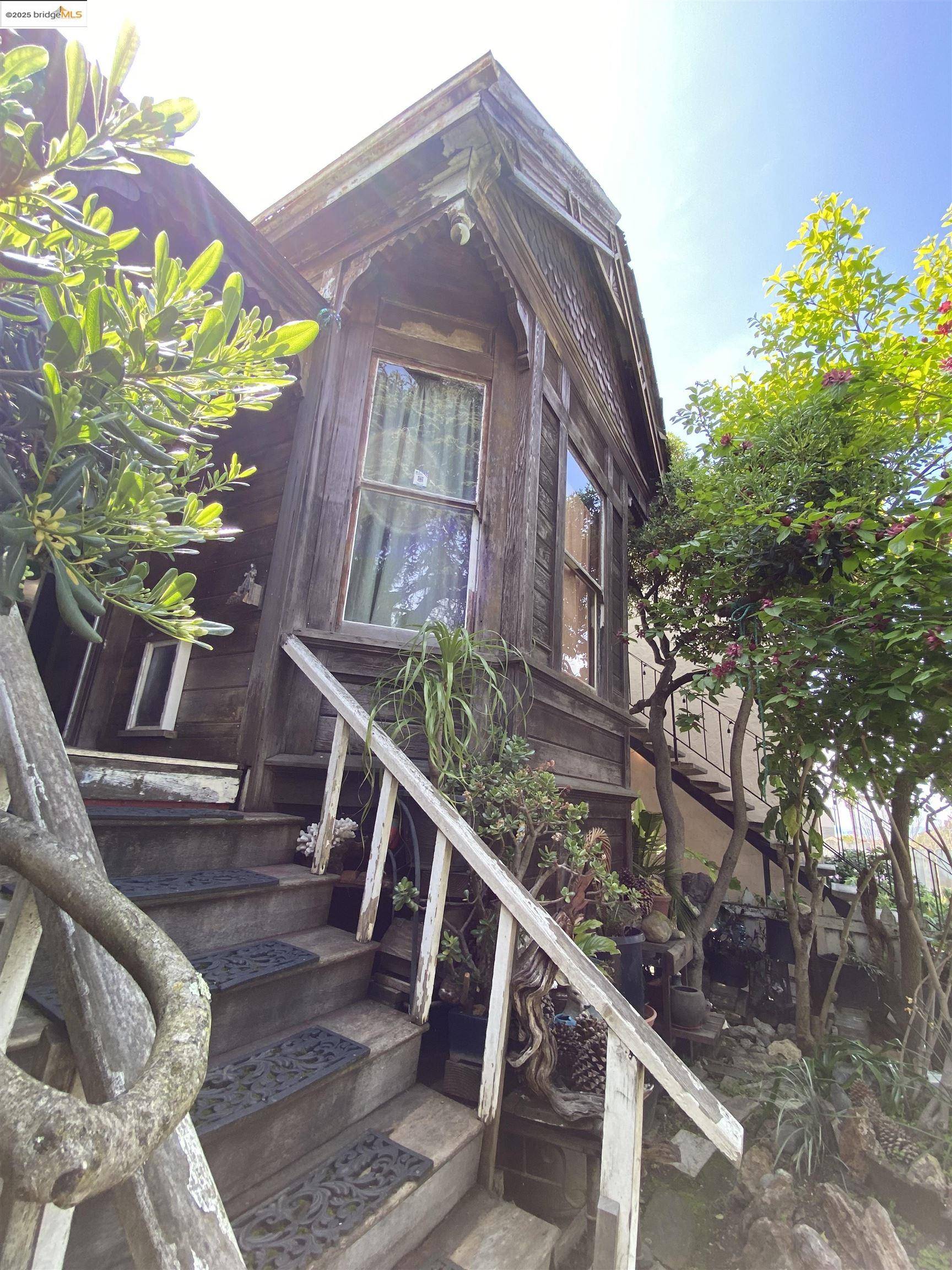 Vallejo, CA 94590,317 Kentucky St