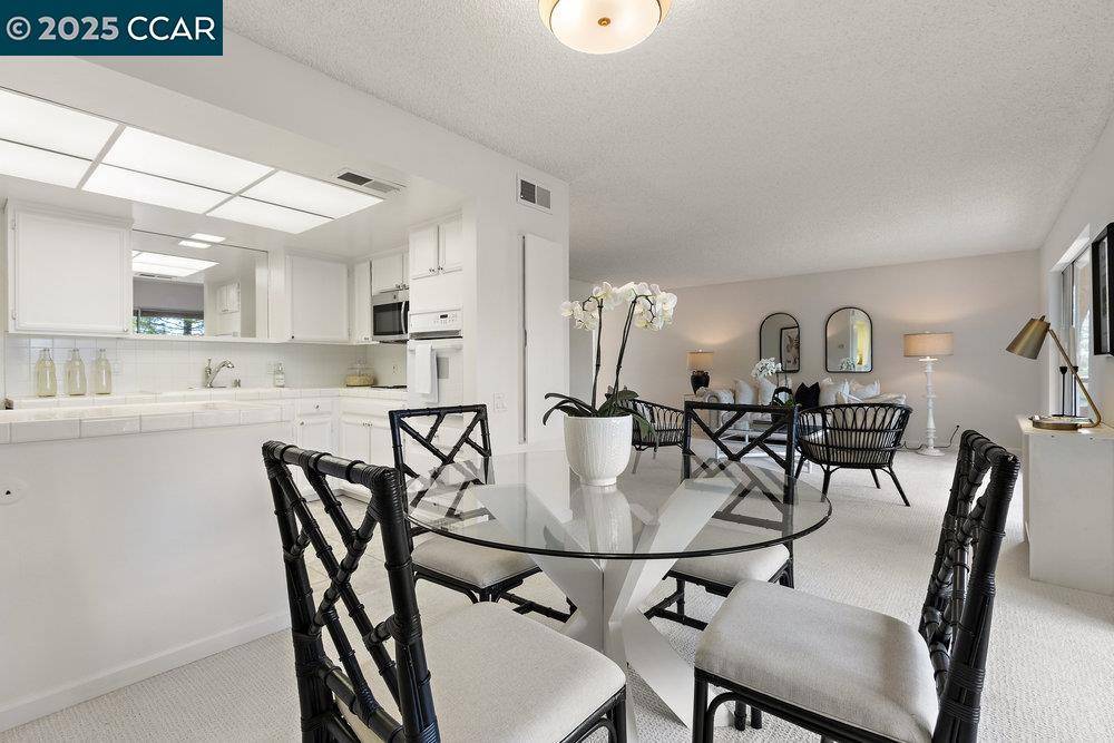 Walnut Creek, CA 94595,1129 Avenida Sevilla #4C