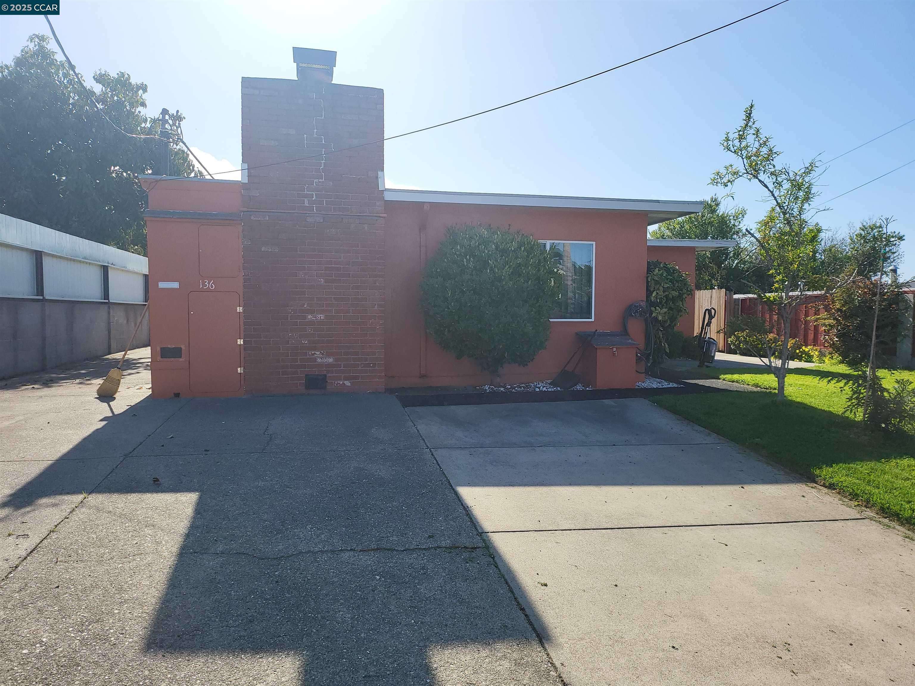 San Pablo, CA 94806,136 Marguerite Dr
