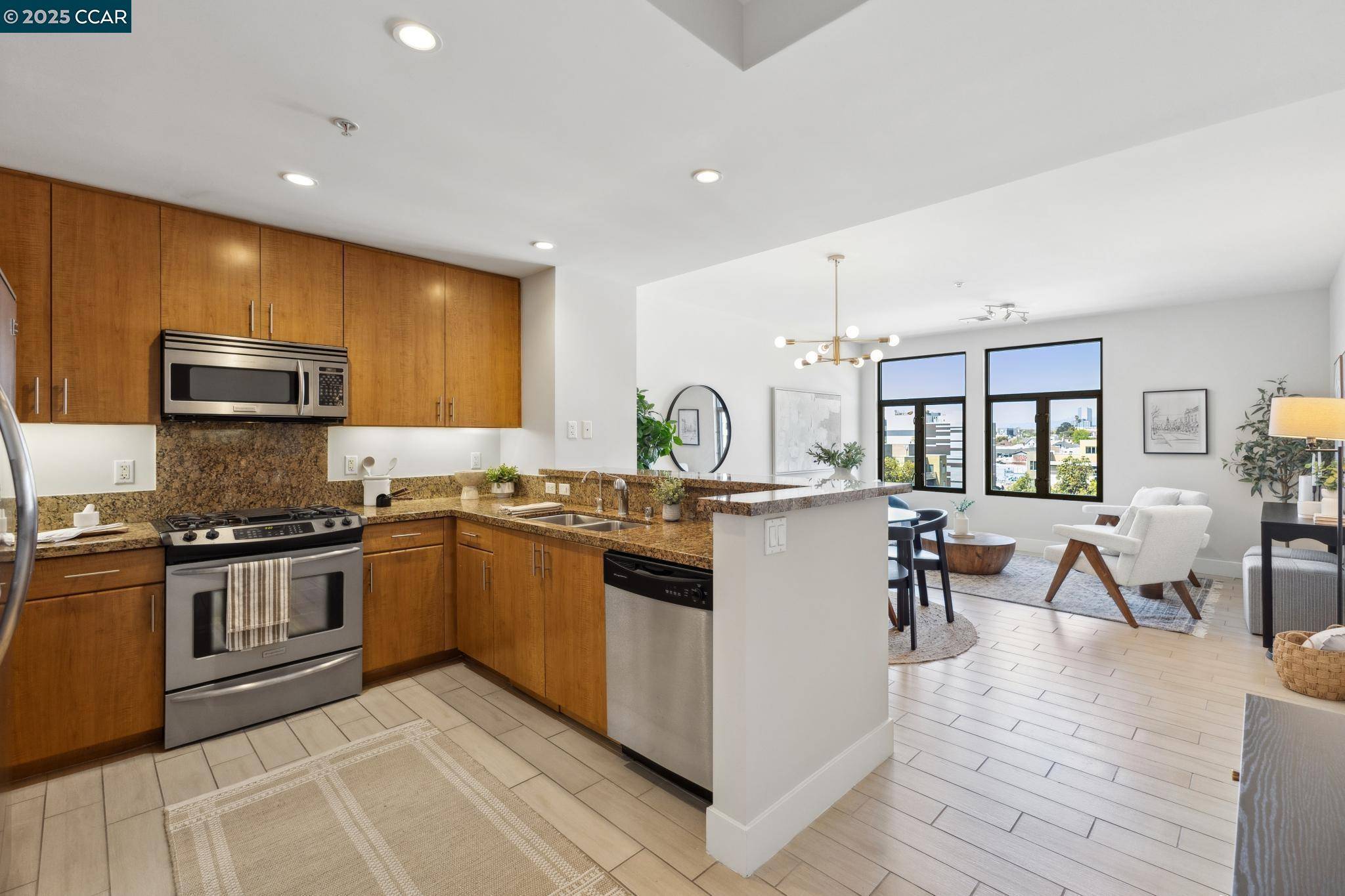 Oakland, CA 94612,438 W Grand Ave #510