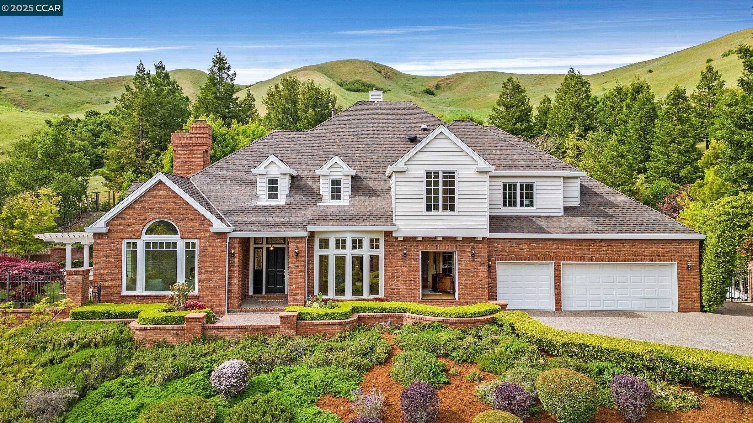 Moraga, CA 94556,50 Merrill Cir