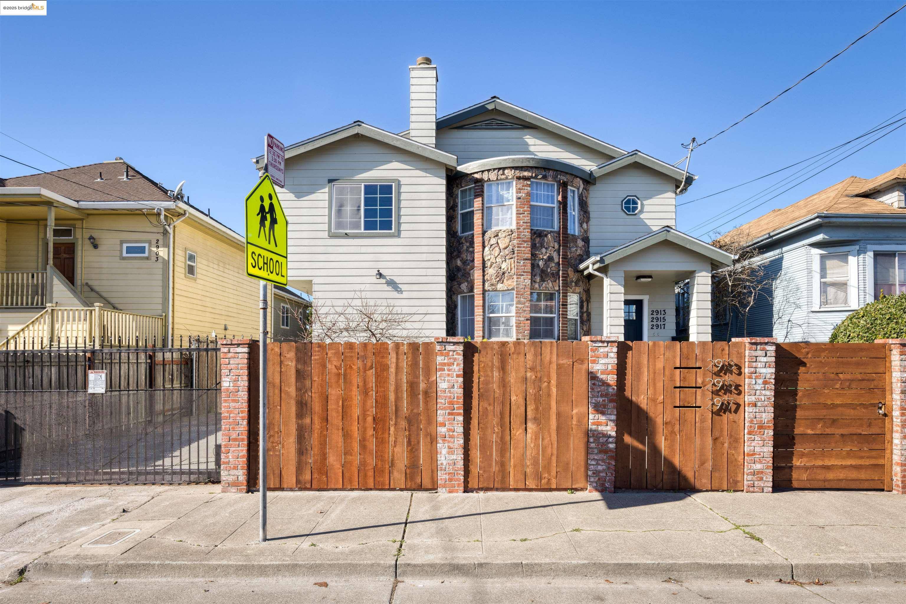 Oakland, CA 94608,2915 Filbert St