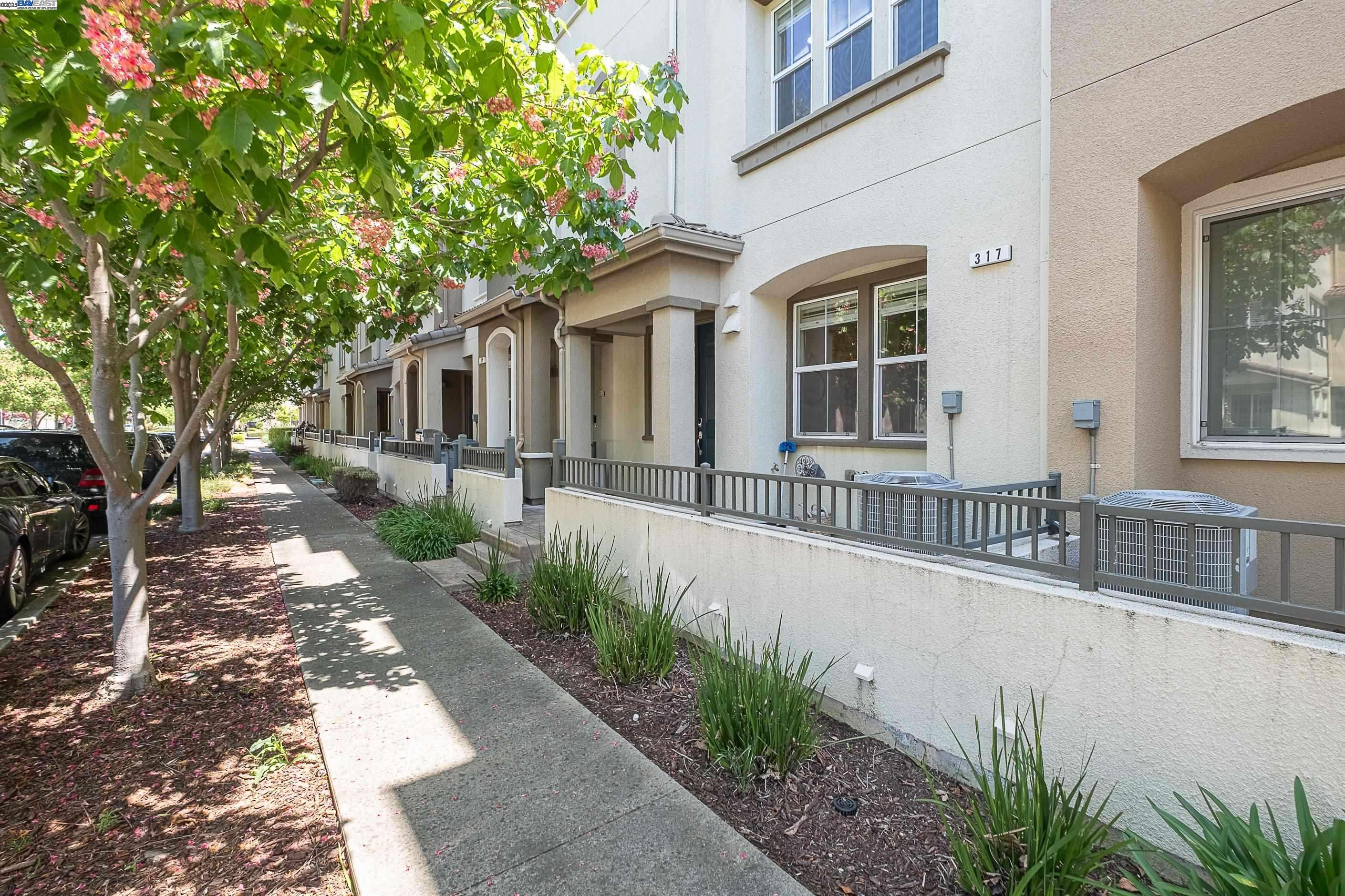 Hayward, CA 94541,317 Williams Way
