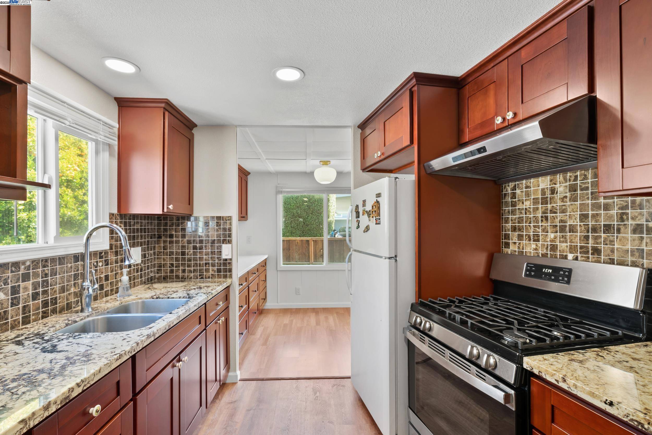 Union City, CA 94587,218 Hula Circle