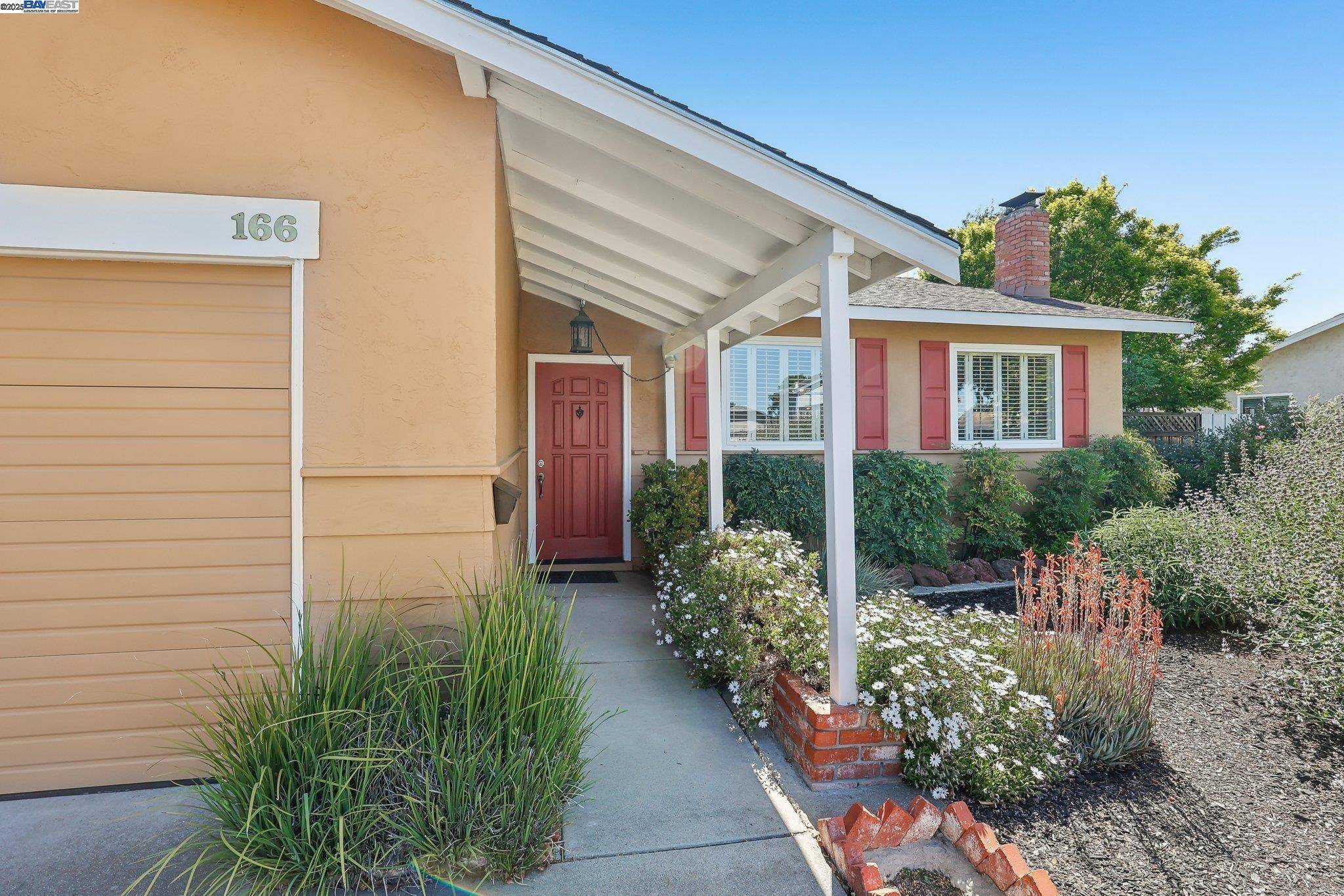 Livermore, CA 94550,166 Anna Maria St