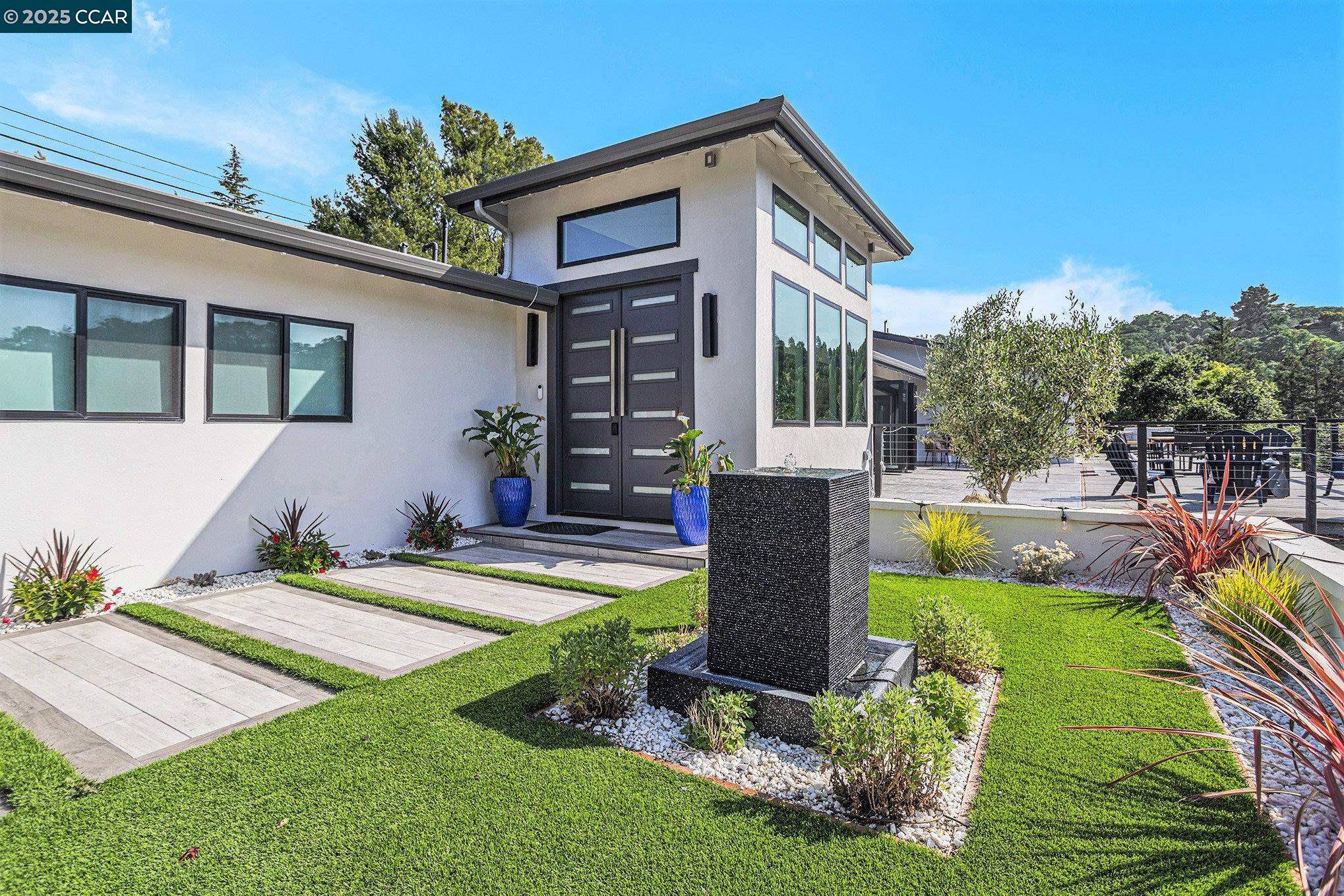 Alamo, CA 94507,128 Castle Crest Rd