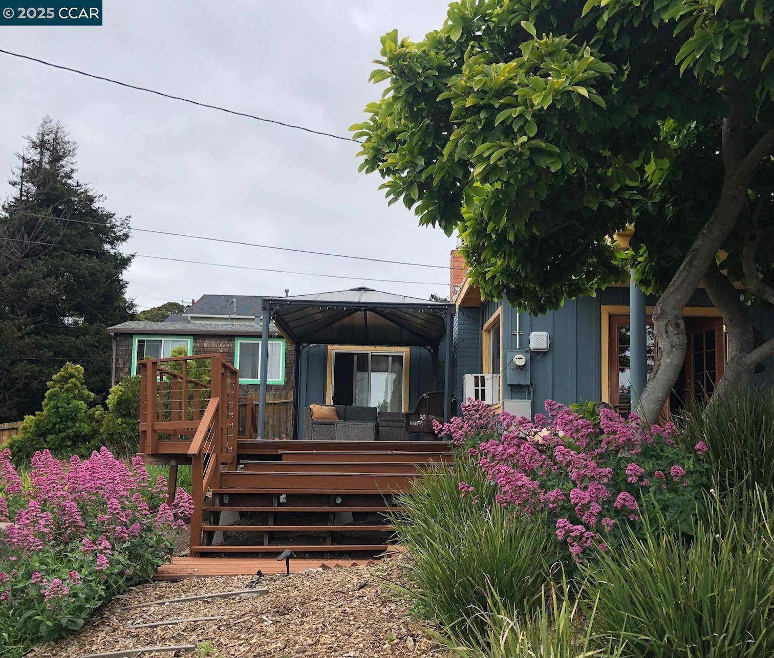 San Pablo, CA 94806,1502 Hillcrest Road