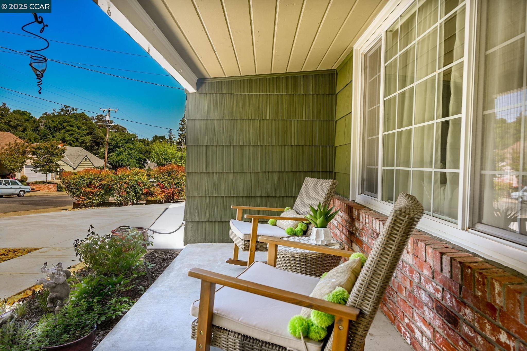 Martinez, CA 94553,5411 Degnan Dr