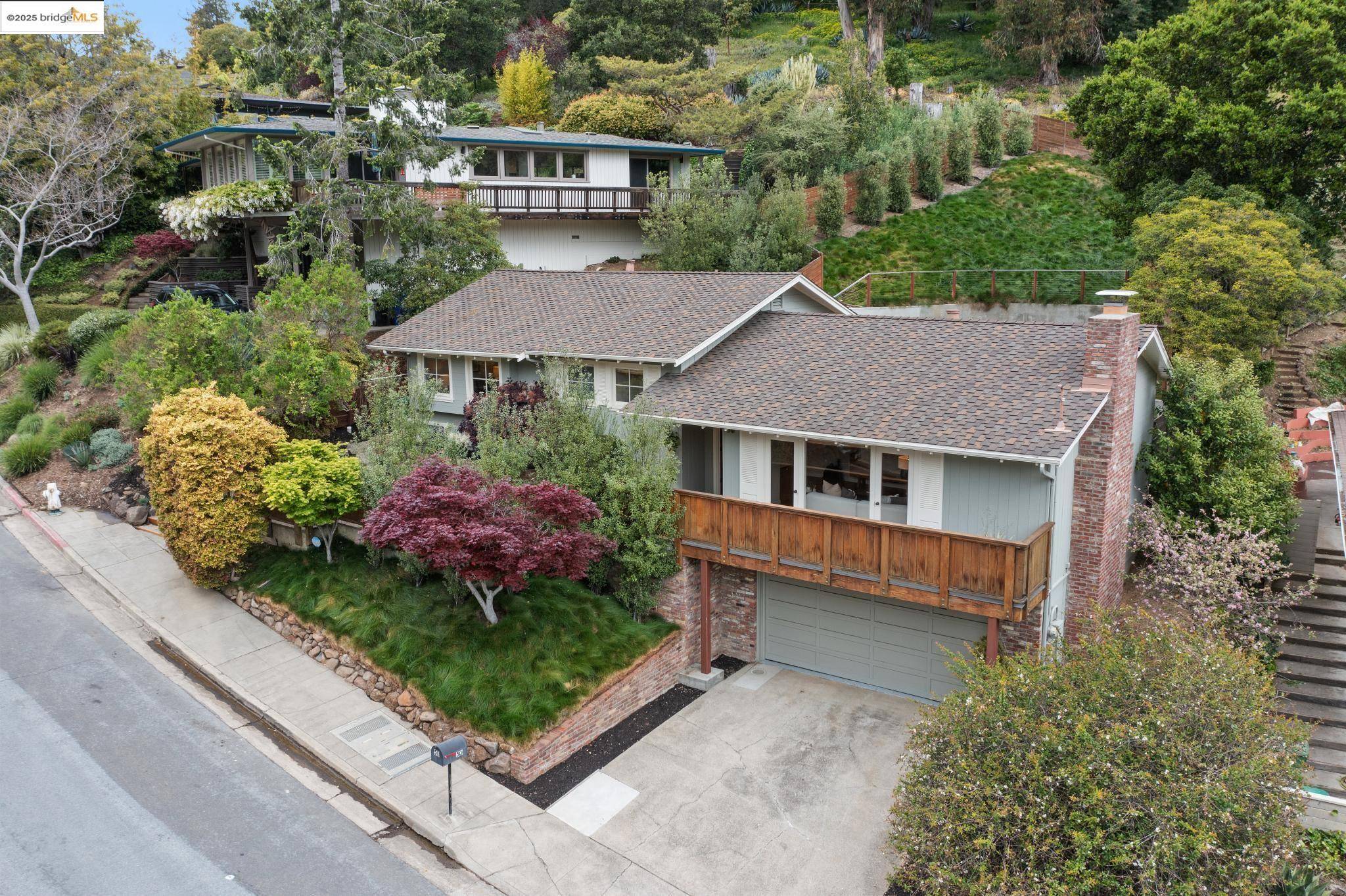 Piedmont, CA 94611,50 Calvert Ct