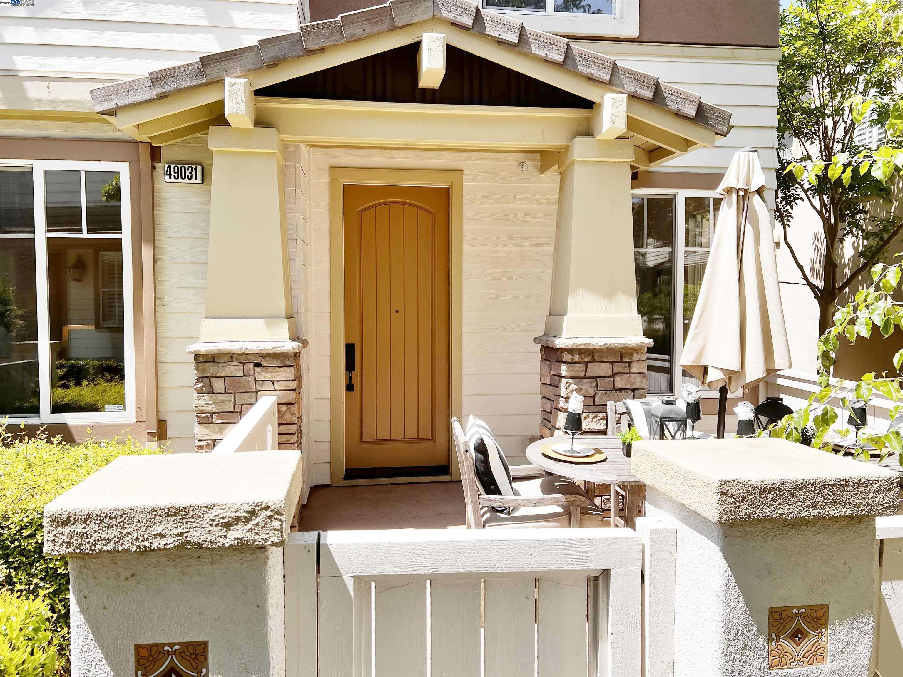 Fremont, CA 94539,49031 Woodgrove Cmn