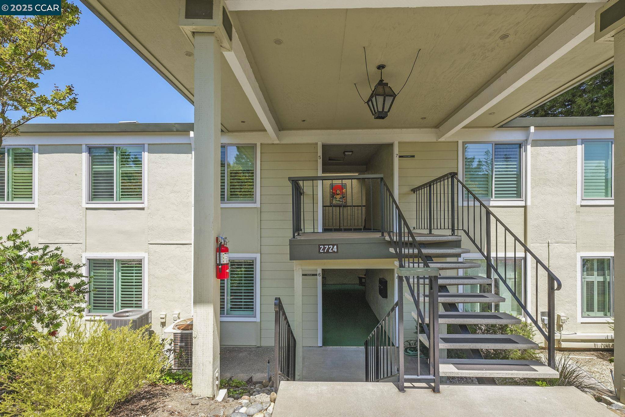 Walnut Creek, CA 94595,2724 Ptarmigan Dr. #6