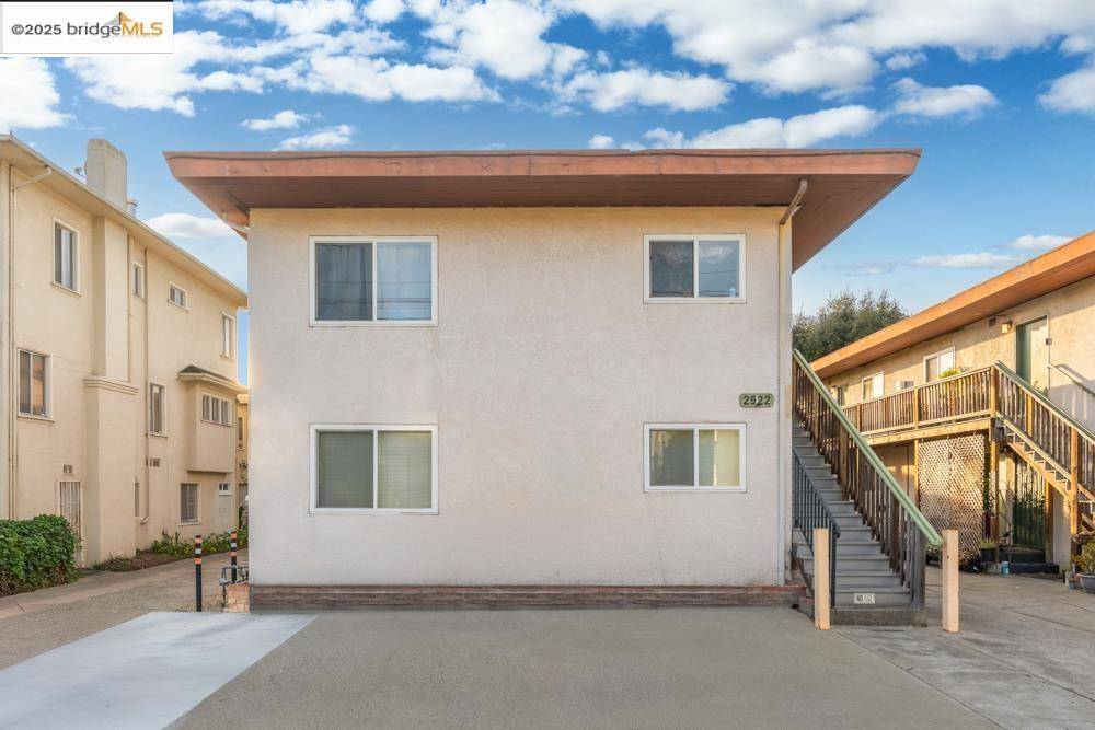 Berkeley, CA 94702,2922 Stanton Ave