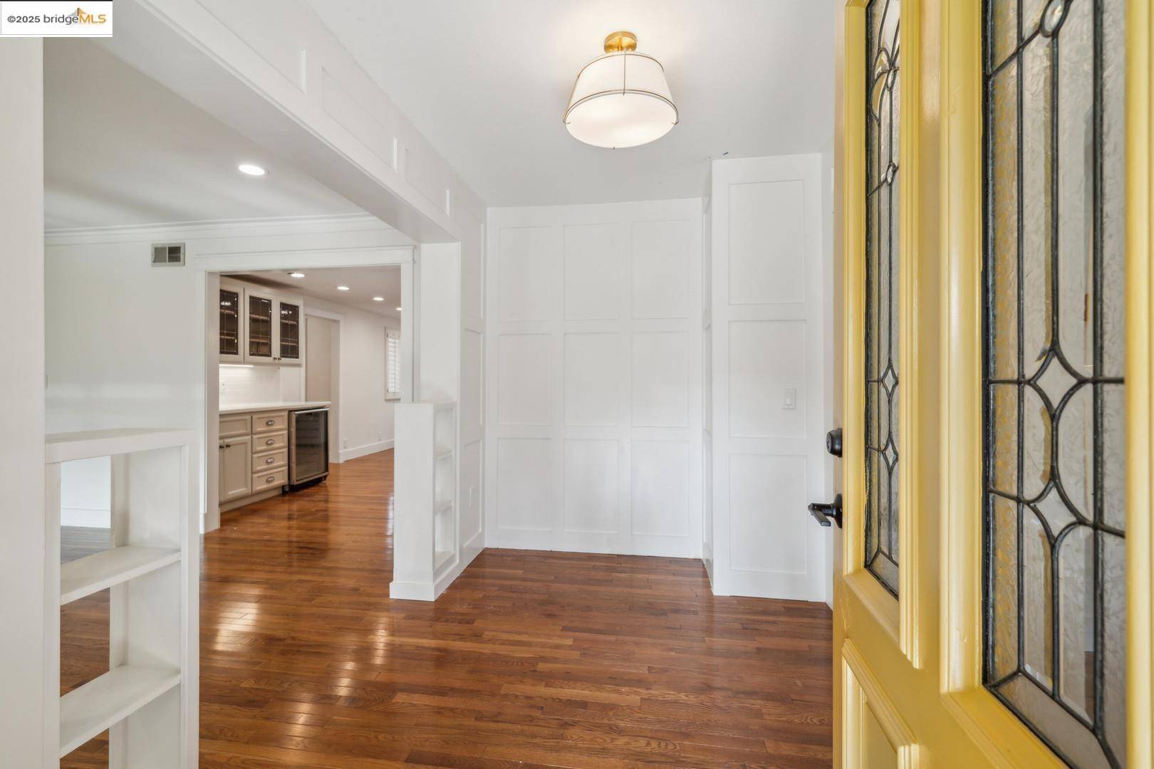 Walnut Creek, CA 94598,881 Autumn DR