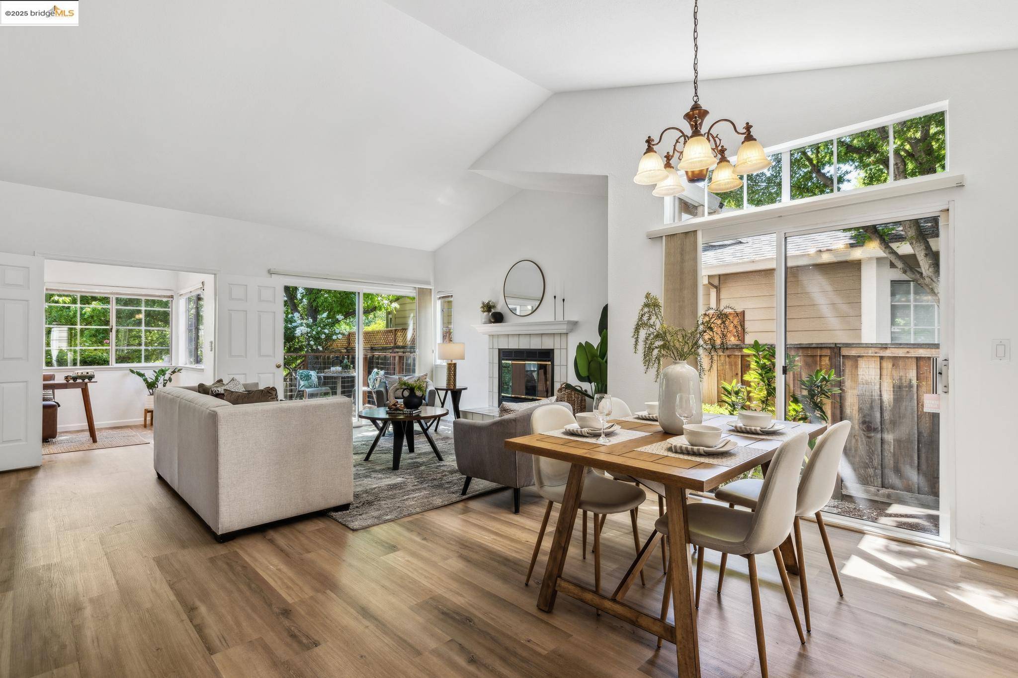 Walnut Creek, CA 94597,313 Meghan Ln