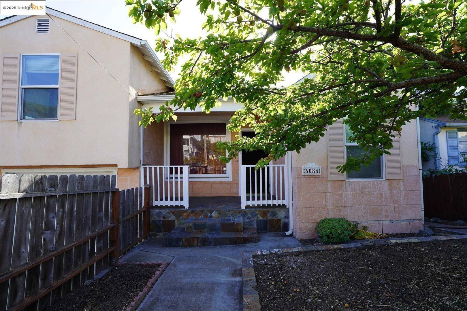 Richmond, CA 94805,6084 Monterey AVE