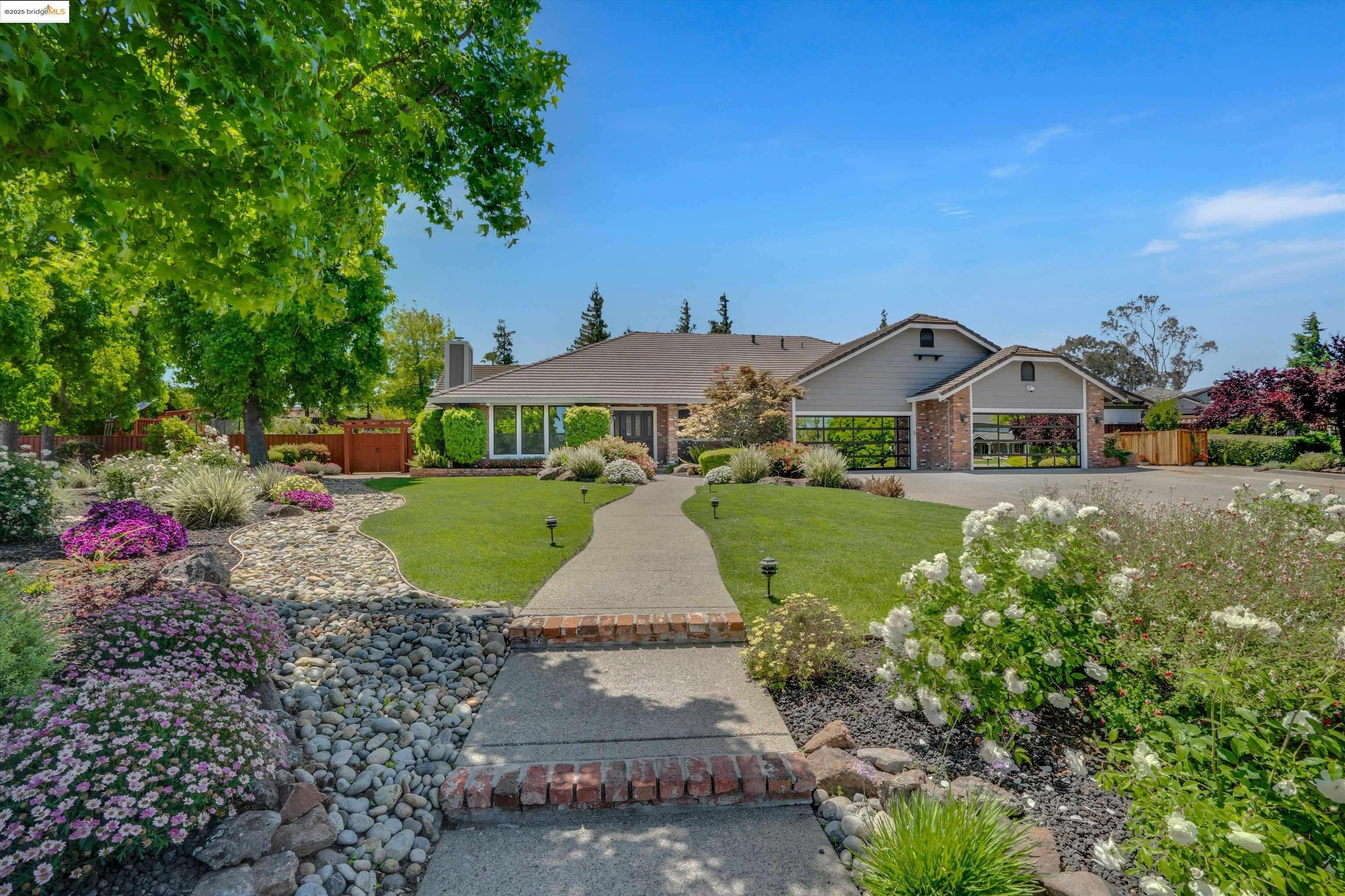 Oakley, CA 94561,25 Madeira Ct