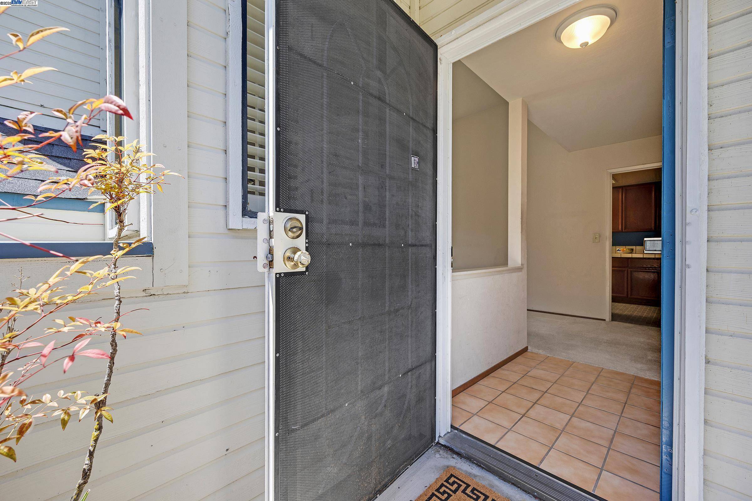 Richmond, CA 94806,3754 N Stoneglen