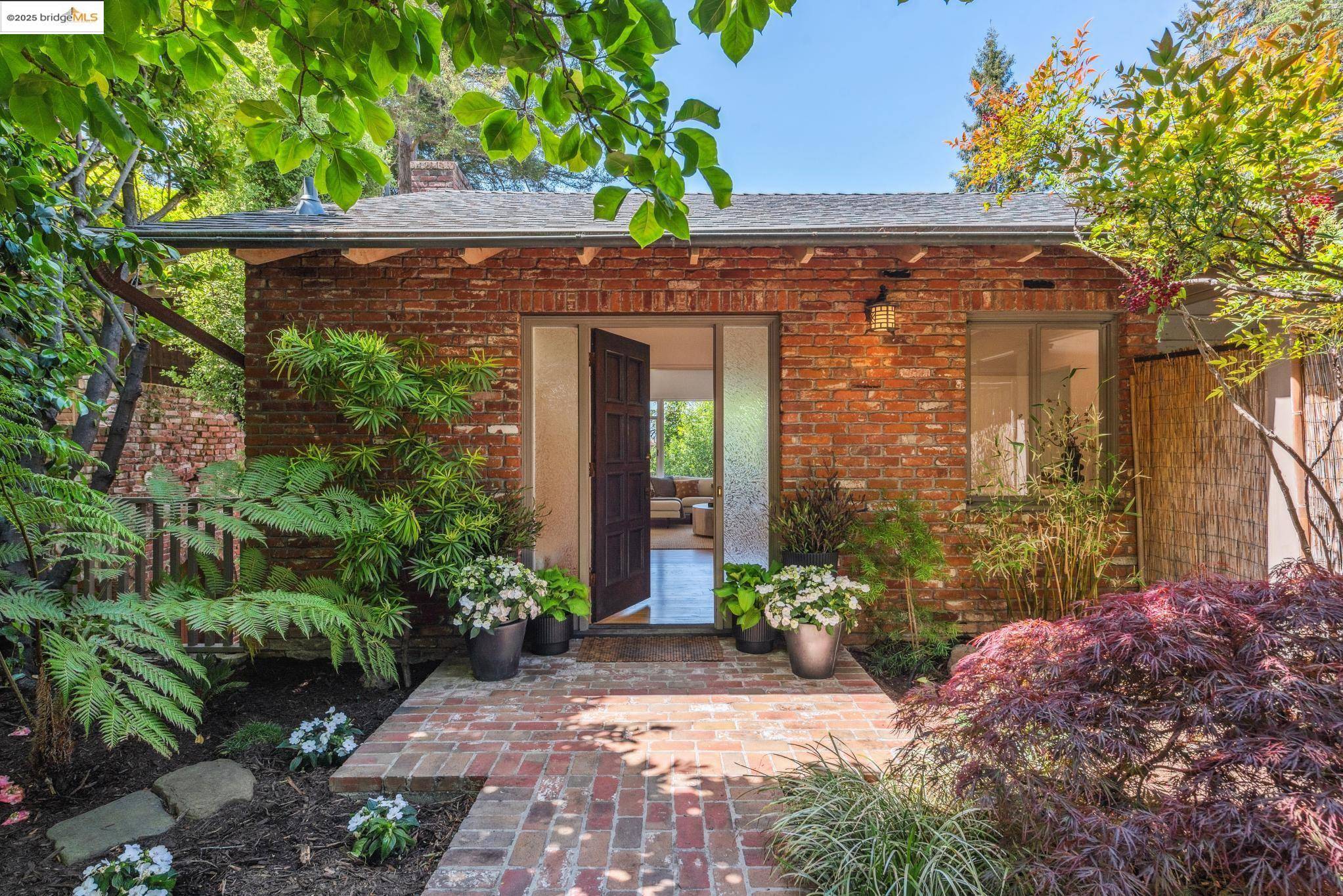 Berkeley, CA 94705,94 El Camino Real